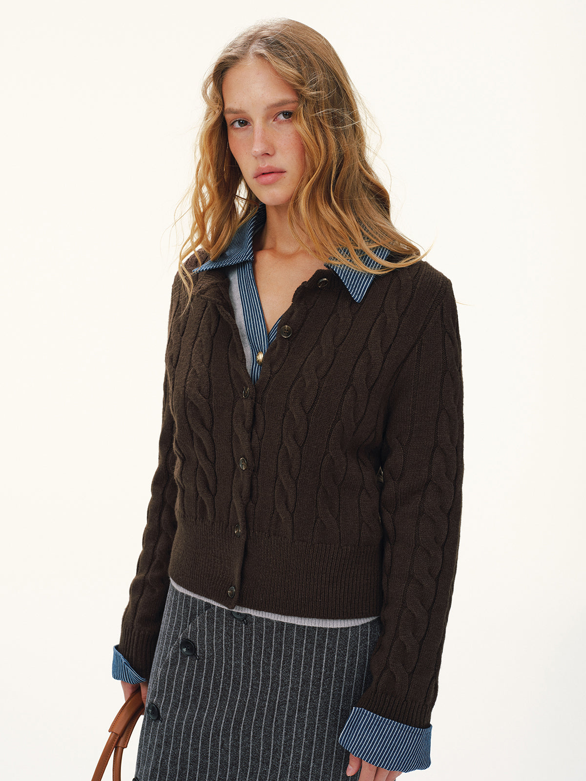Button-Front Cable-Knit Cardigan with Cozy Pockets for Fall