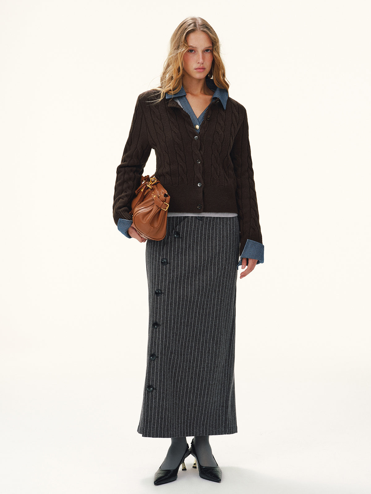 Button-Front Cable-Knit Cardigan with Cozy Pockets for Fall
