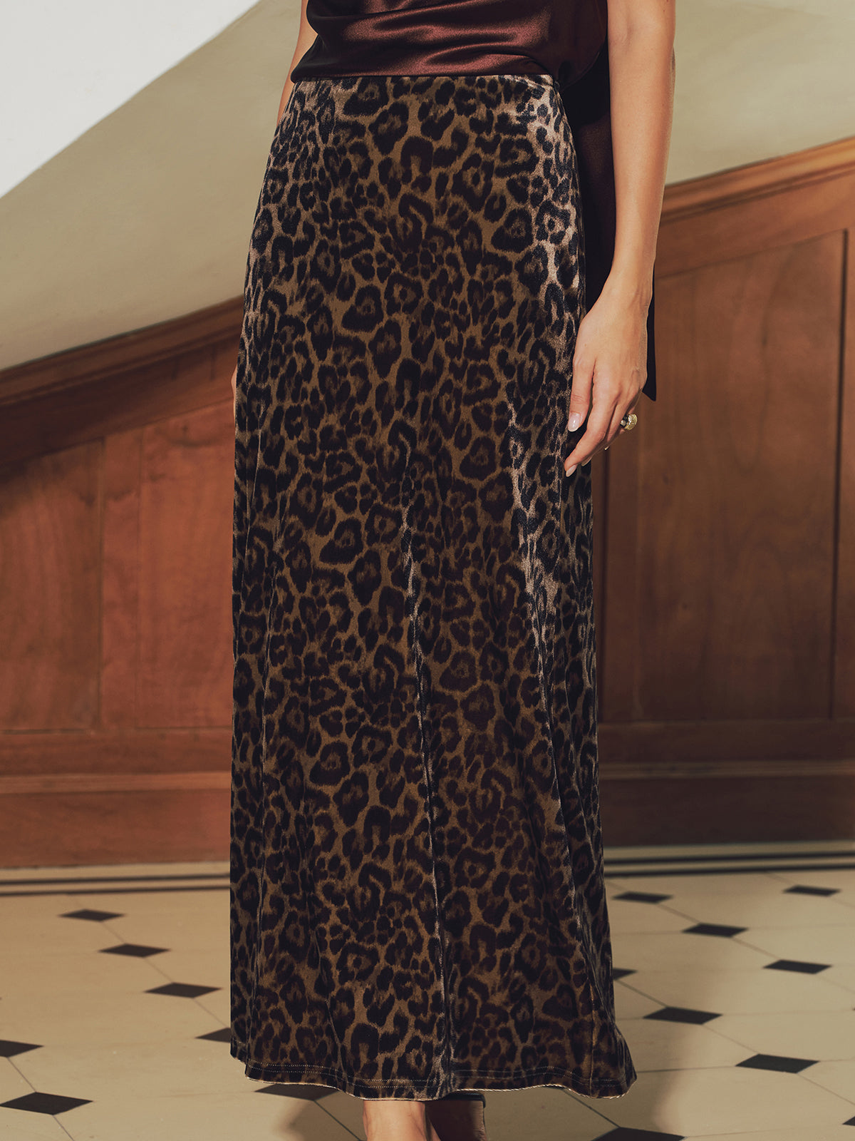 Leopard Print Velvet Mermaid Hem Maxi Skirt for Evening Wear