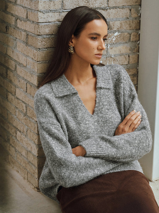 Wool Blend Collared V-Neck Sweater for Casual Wear