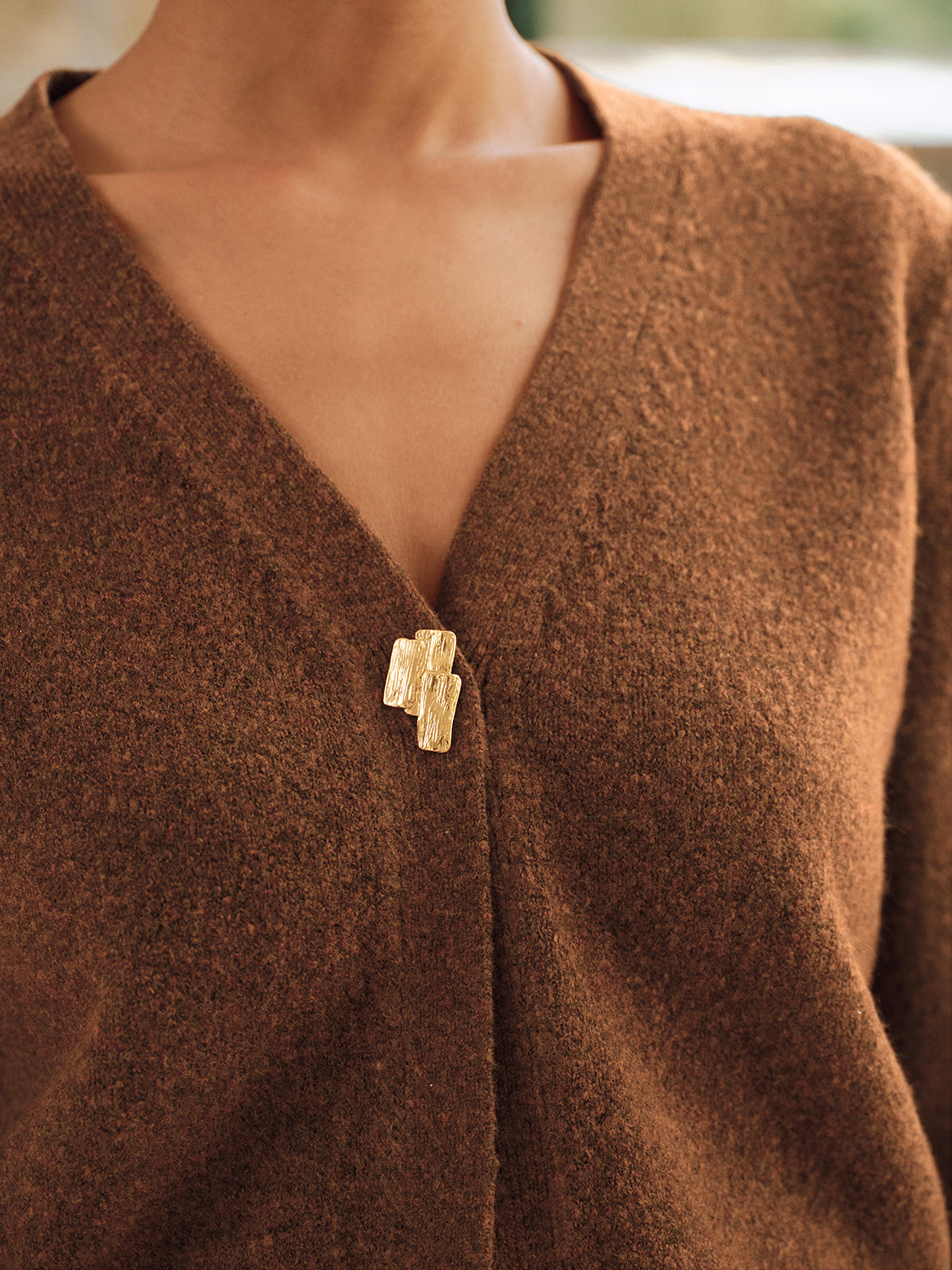 Metal Button V-Neck Knit Cardigan Lightweight Long Sleeve Sweater
