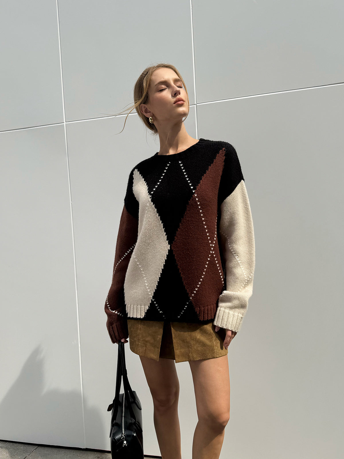 Multi-Color Argyle Wool-Blend Sweater for All Seasons Comfort