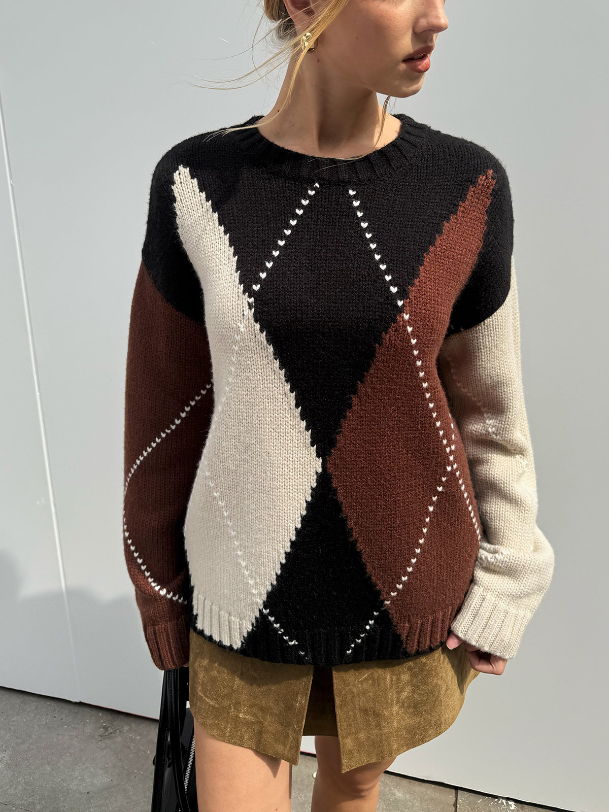 Multi-Color Argyle Wool-Blend Sweater for All Seasons Comfort