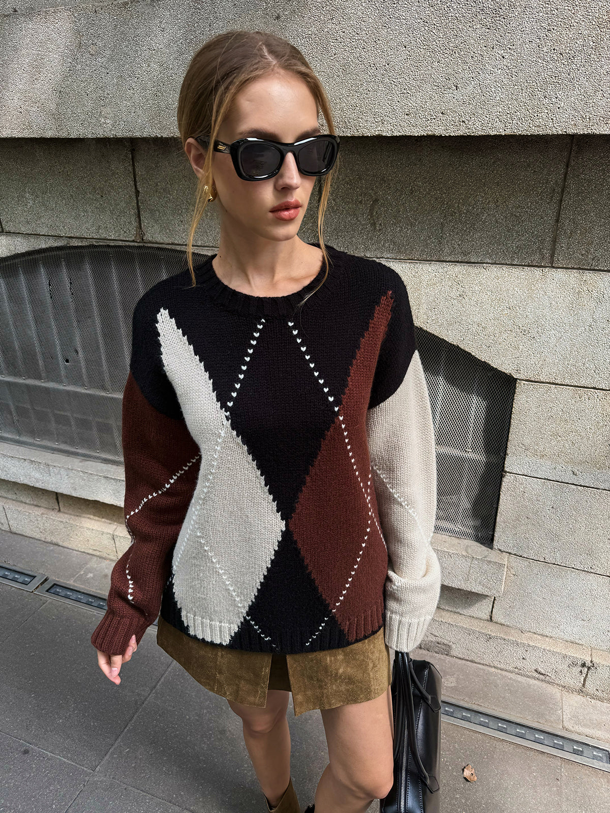 Multi-Color Argyle Wool-Blend Sweater for All Seasons Comfort