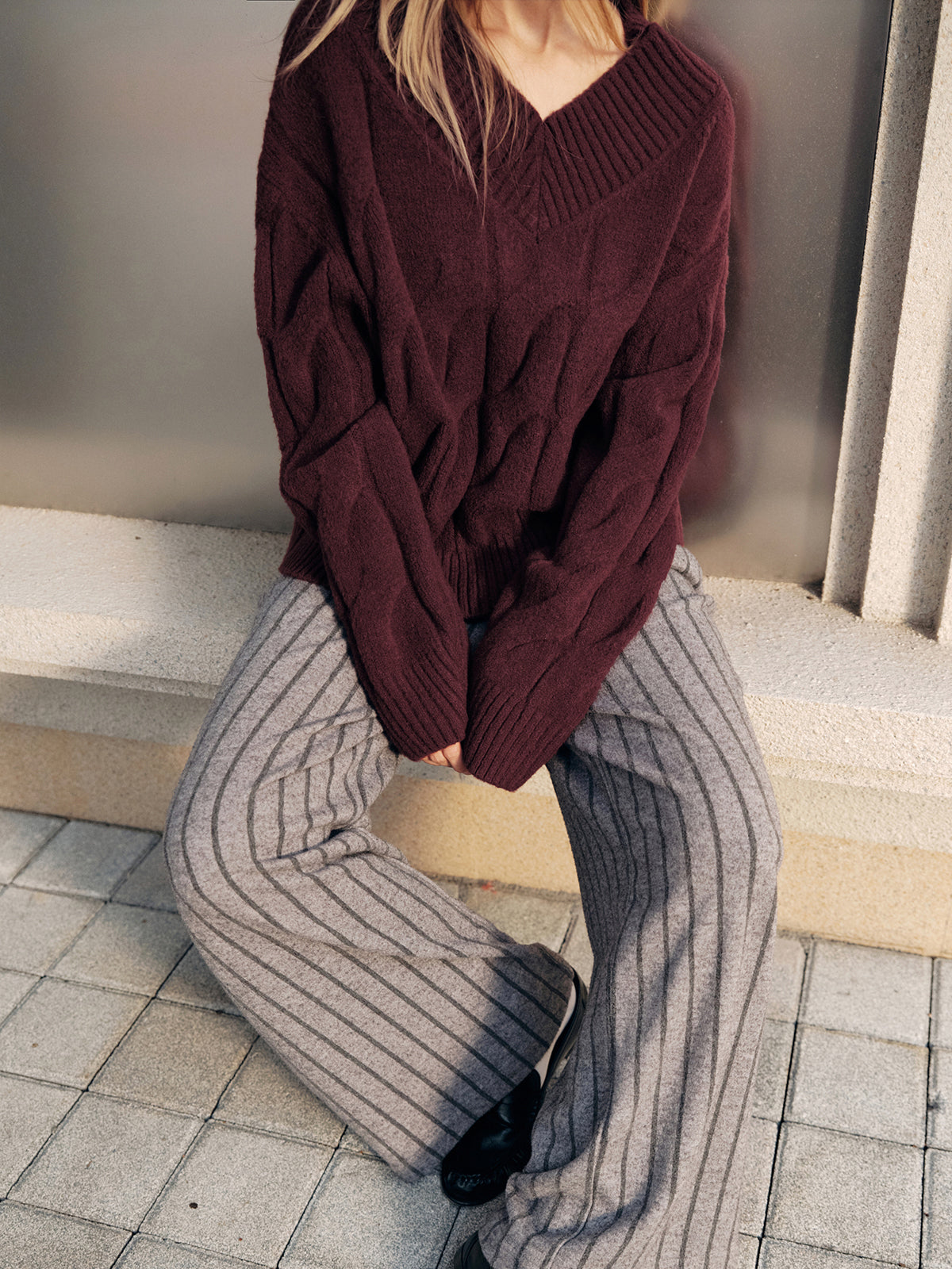 Wool-Blend Cable Knit Sweater for Comfortable Winter Wear