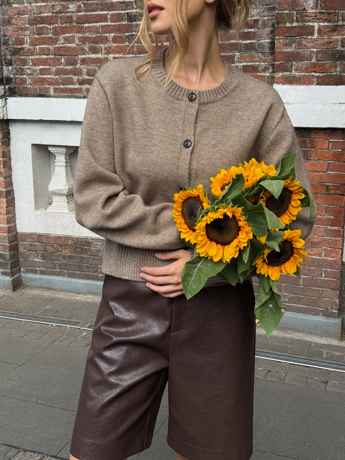 Crew Neck Button-Front Knit Cardigan for Women with Pockets