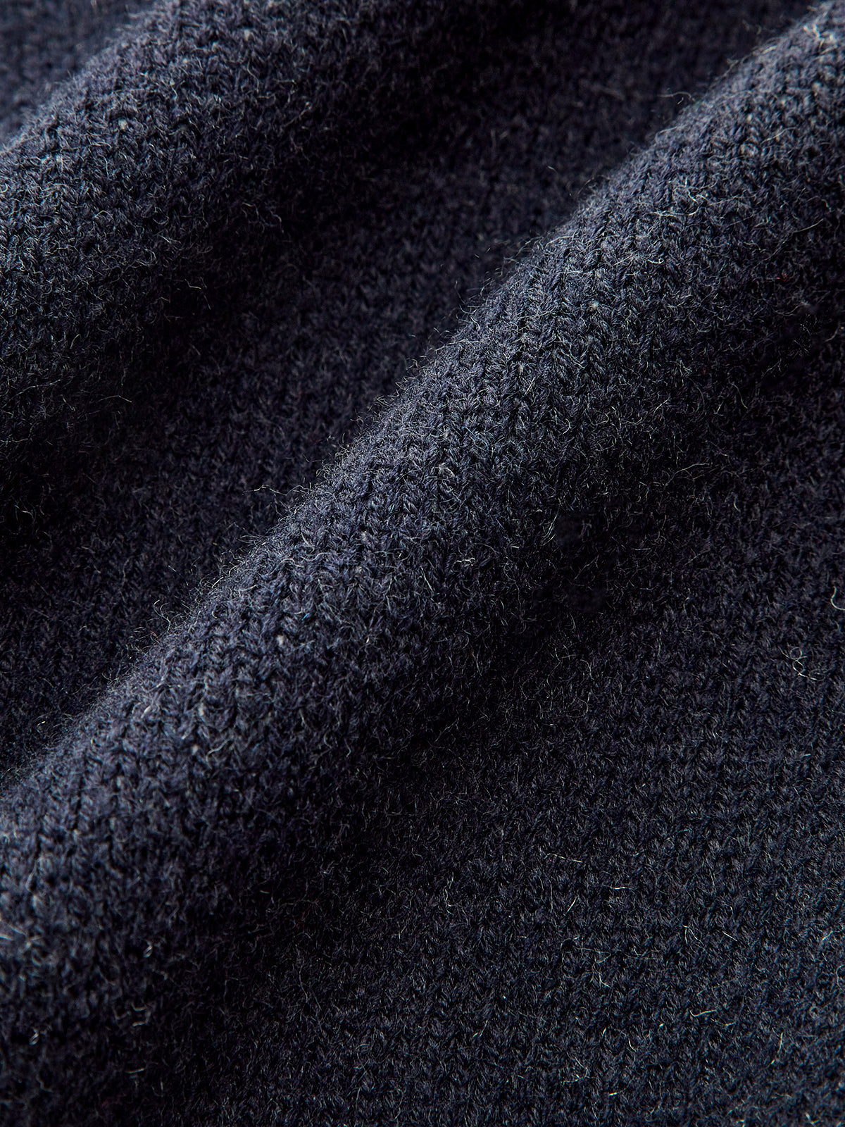 Horse-Pattern Wool-Blend Sweater for Cozy Winter Fashion