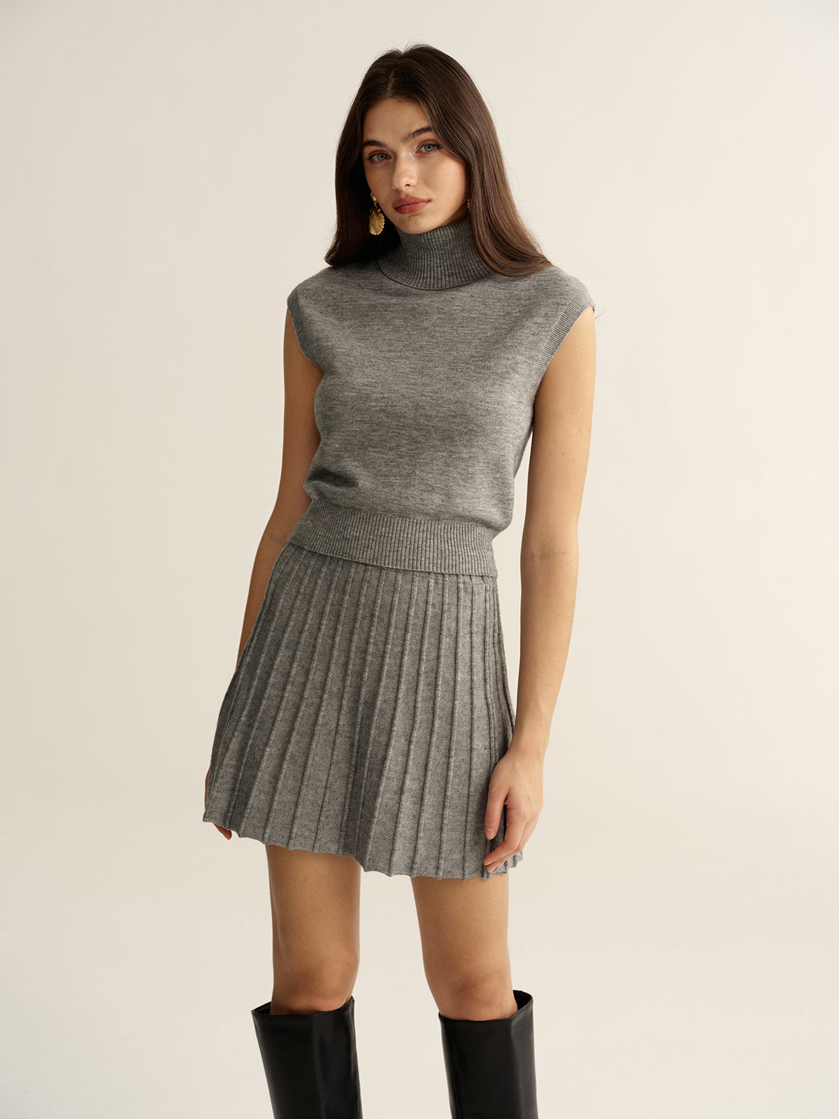 Trendy Turtleneck Sleeveless Top and Chic Mini Skirt Set for Women