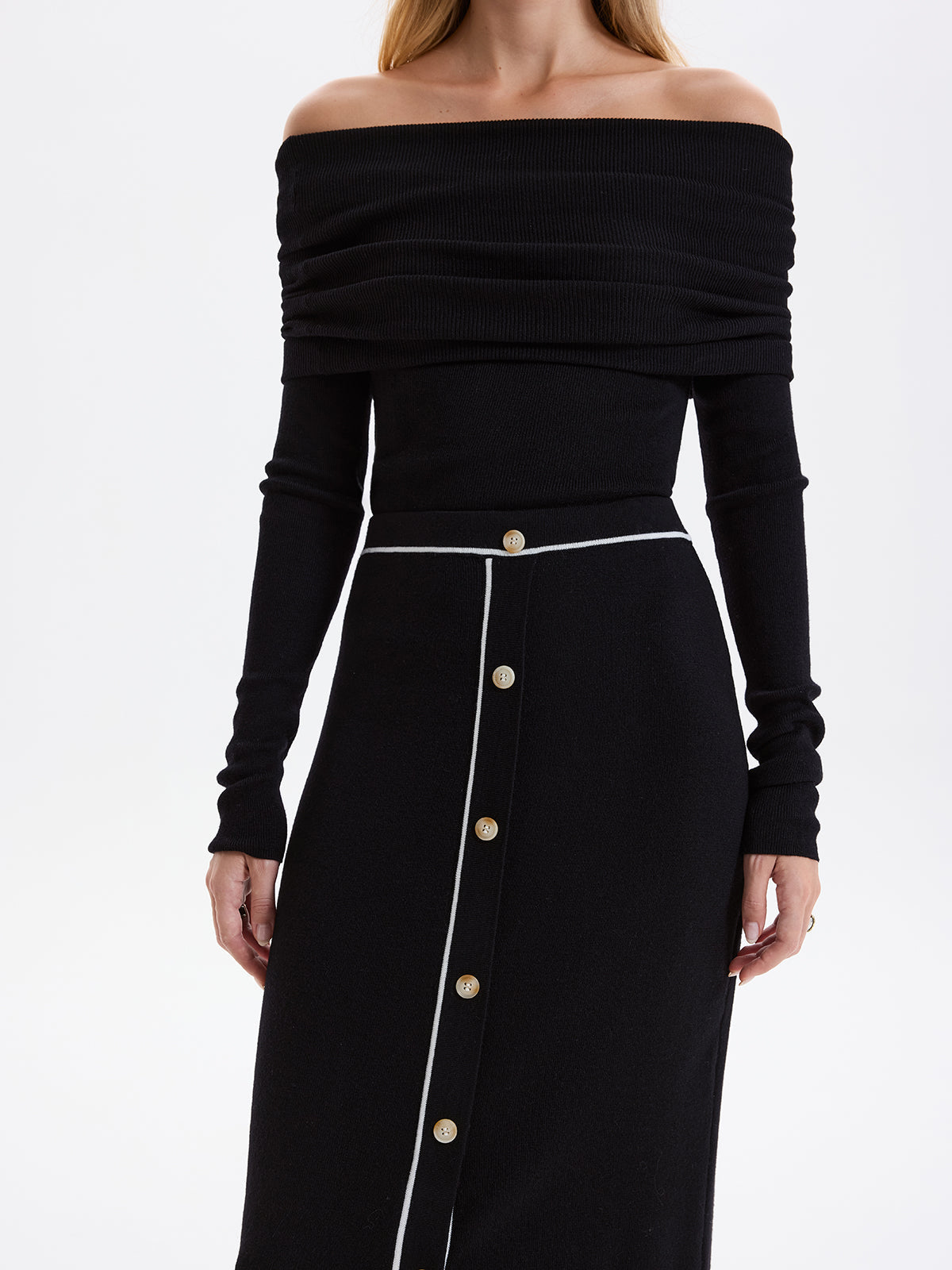 Contrast-Trim Button-Front Maxi Knit Skirt with Elastic Waistband
