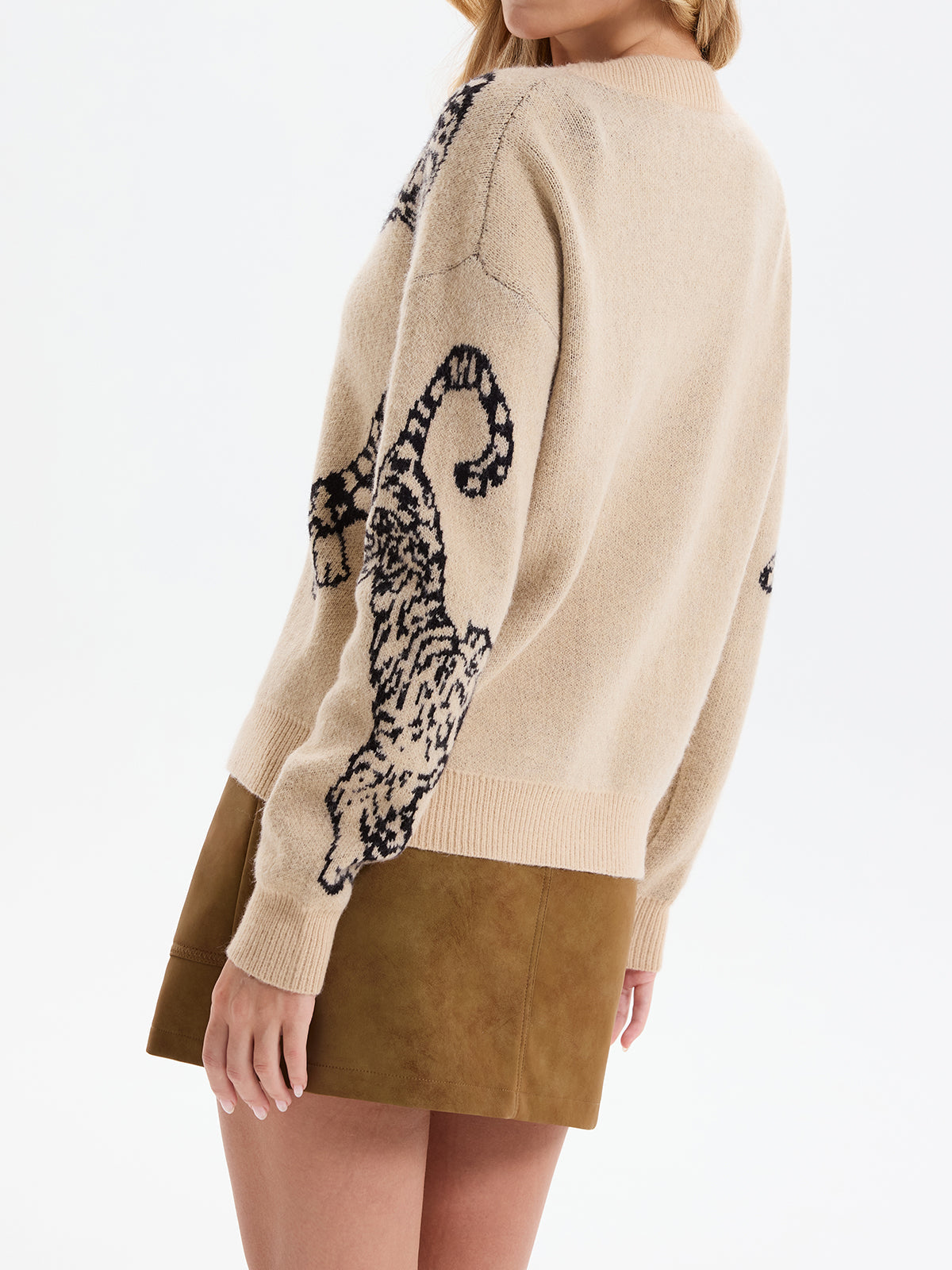 Tiger Jacquard V-Neck Knit Cardigan Stylish Comfortable Fall Winter Essentials