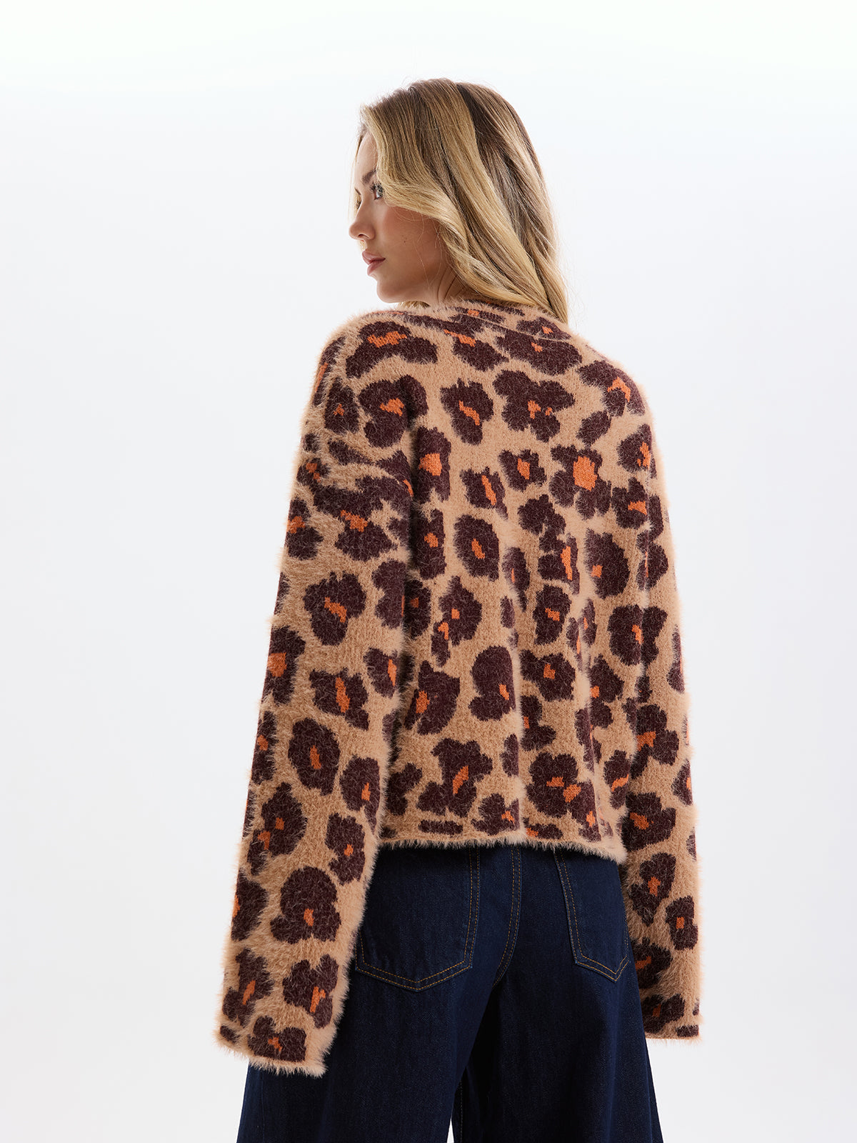 Loose Leopard Jacquard Fuzzy Sweater Cozy Winter Knitwear without Belt