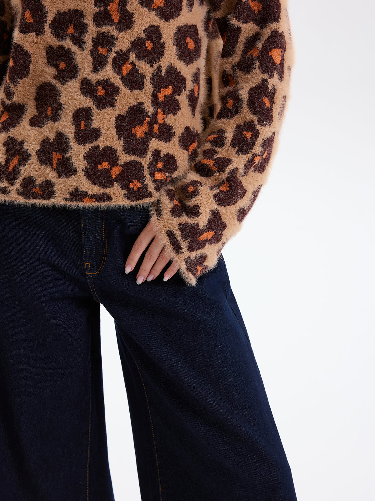 Loose Leopard Jacquard Fuzzy Sweater Cozy Winter Knitwear without Belt