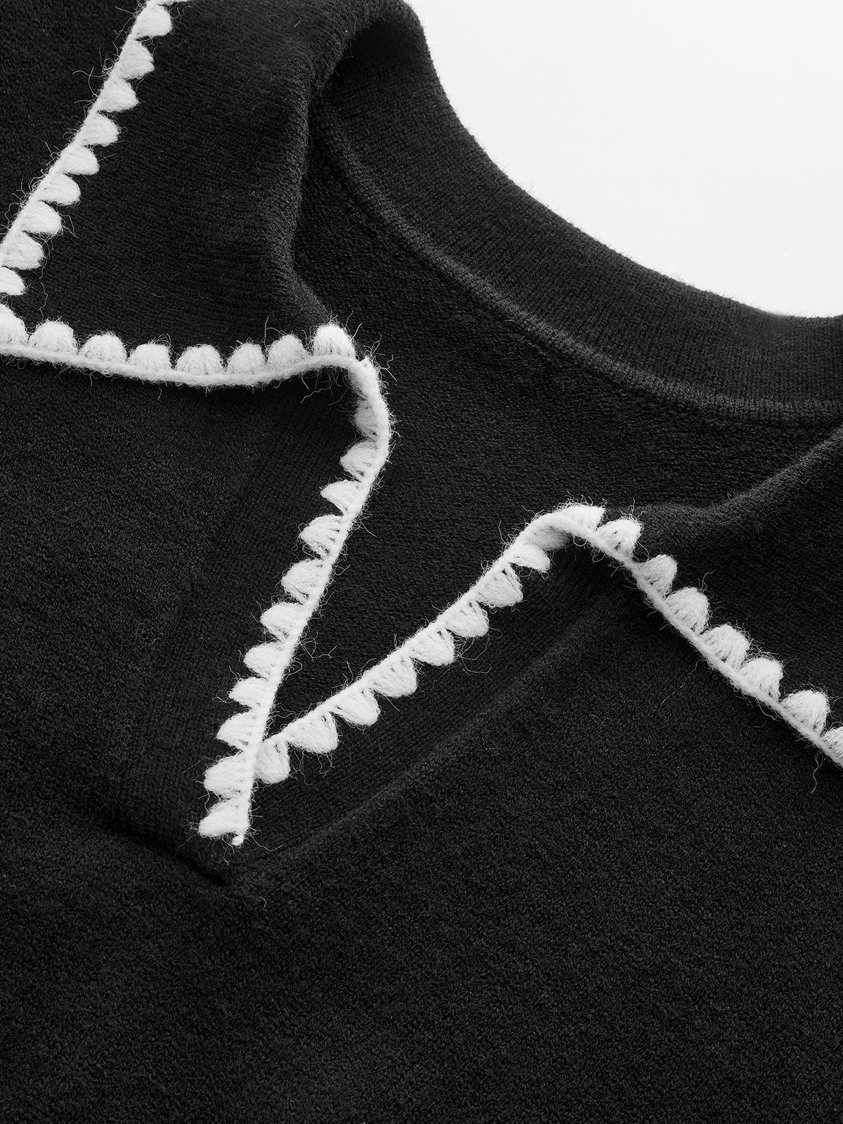 Contrast Embroidered Trim Polo Sweater for Casual Wear