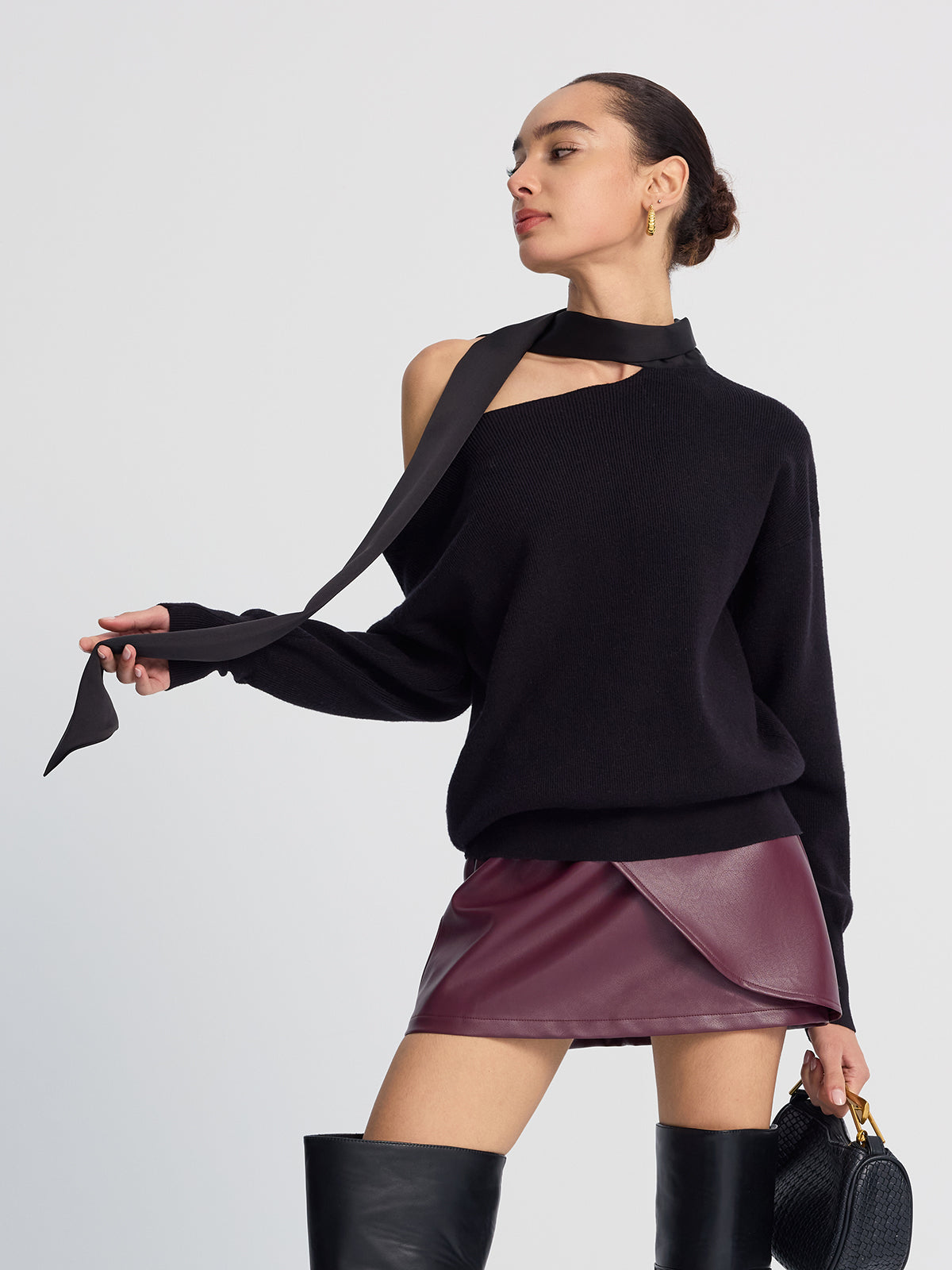 Tie-Detail Cold-Shoulder Knit Sweater for Women Cozy Winter Wear