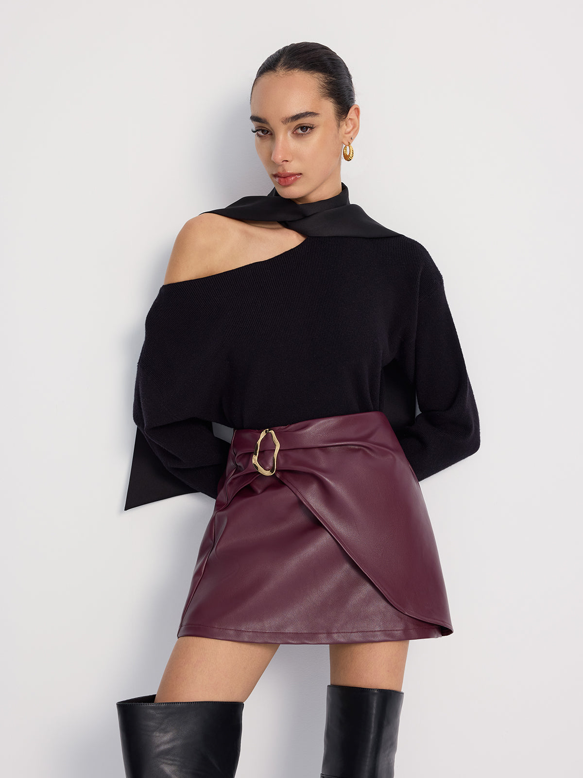 Tie-Detail Cold-Shoulder Knit Sweater for Women Cozy Winter Wear