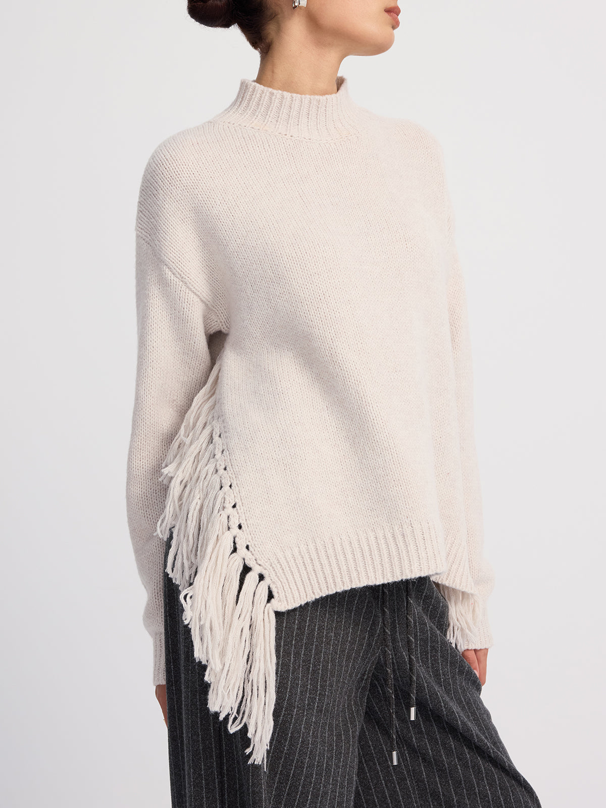 Oversized Fringe Mock-Neck Sweater for Women Cozy Winter Wear