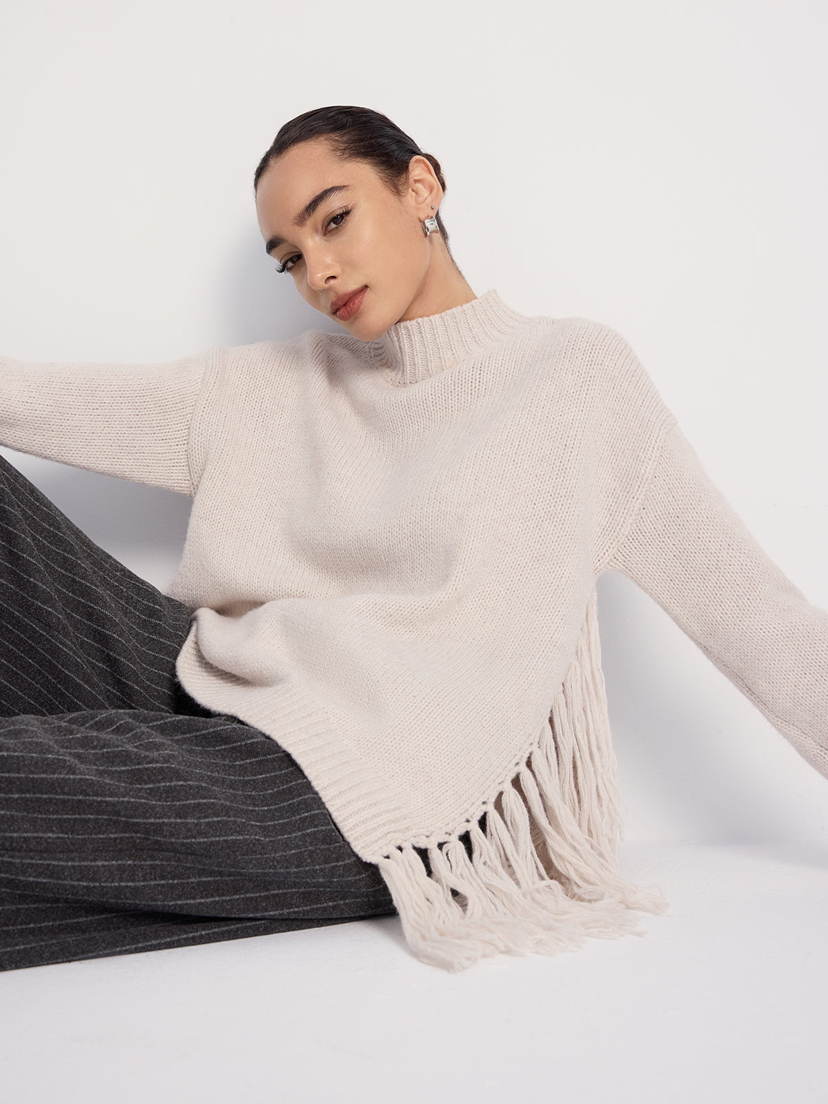 Oversized Fringe Mock-Neck Sweater for Women Cozy Winter Wear