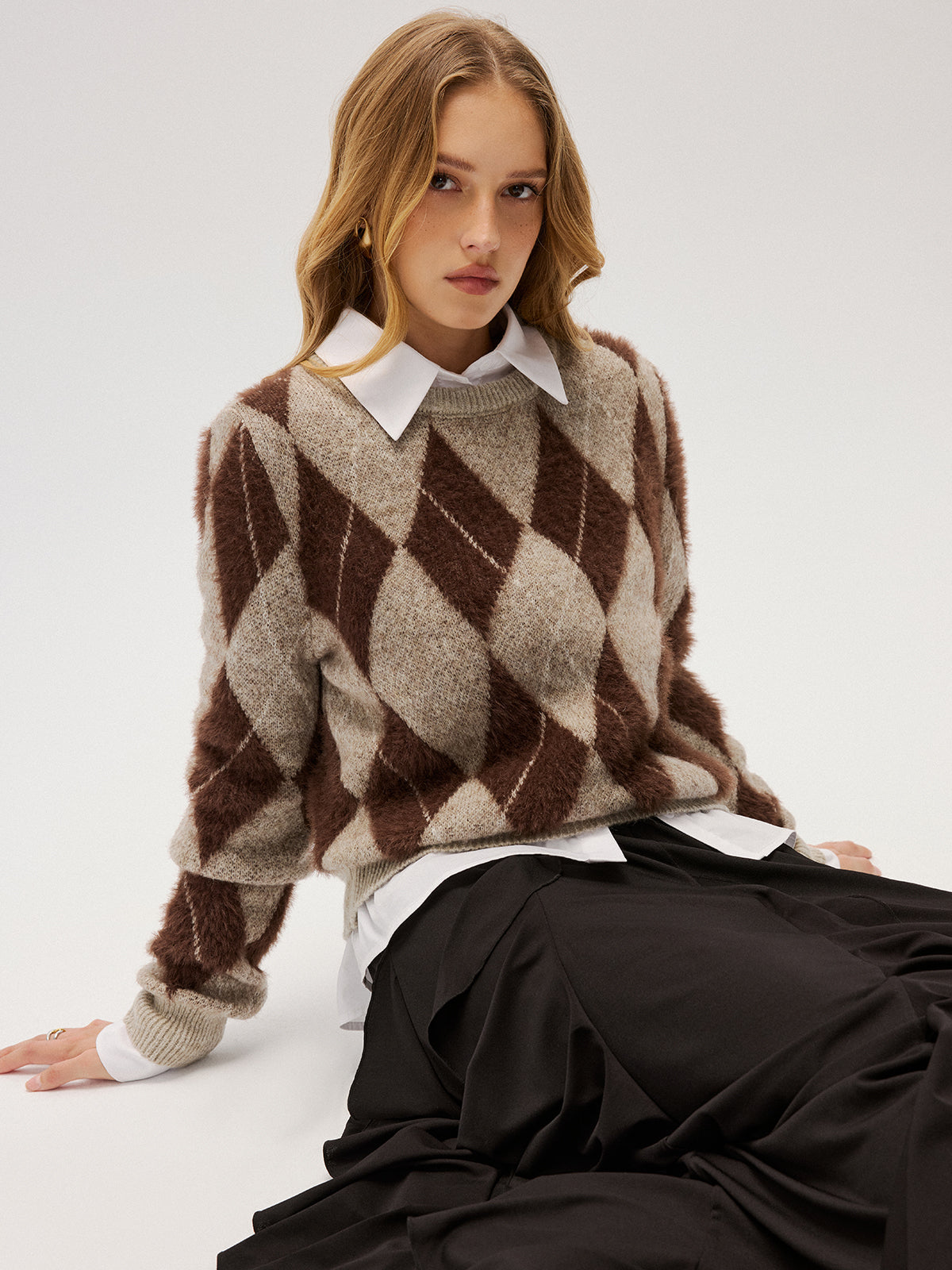 Argyle Pattern Wool Blend Fuzzy Sweater Cozy Winter Knitwear