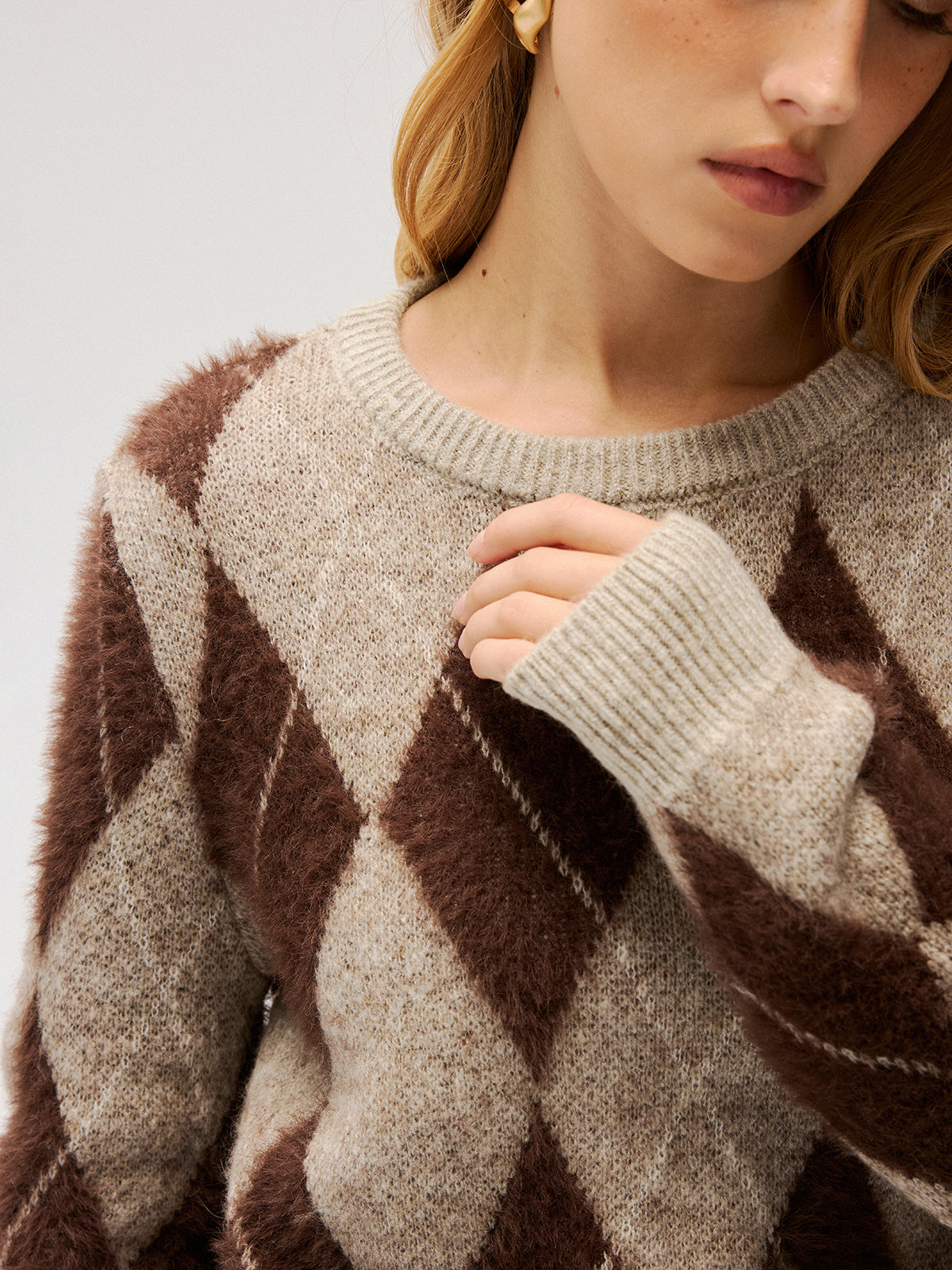 Argyle Pattern Wool Blend Fuzzy Sweater Cozy Winter Knitwear