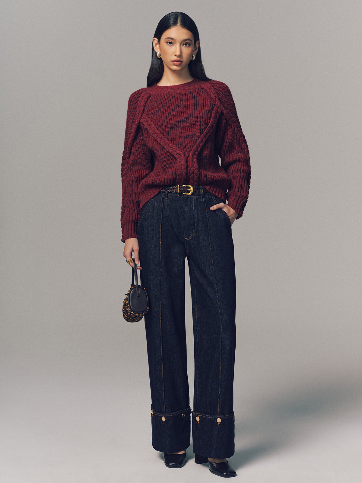 Crew Neck Twisted Cable-Knit Sweater Cozy Winter Essential