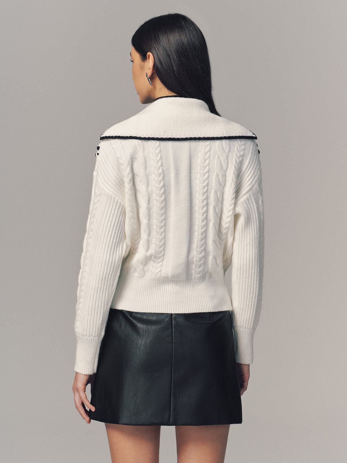 Contrast Trim Cable Knit Zip-Up Cardigan with Pockets and Hood