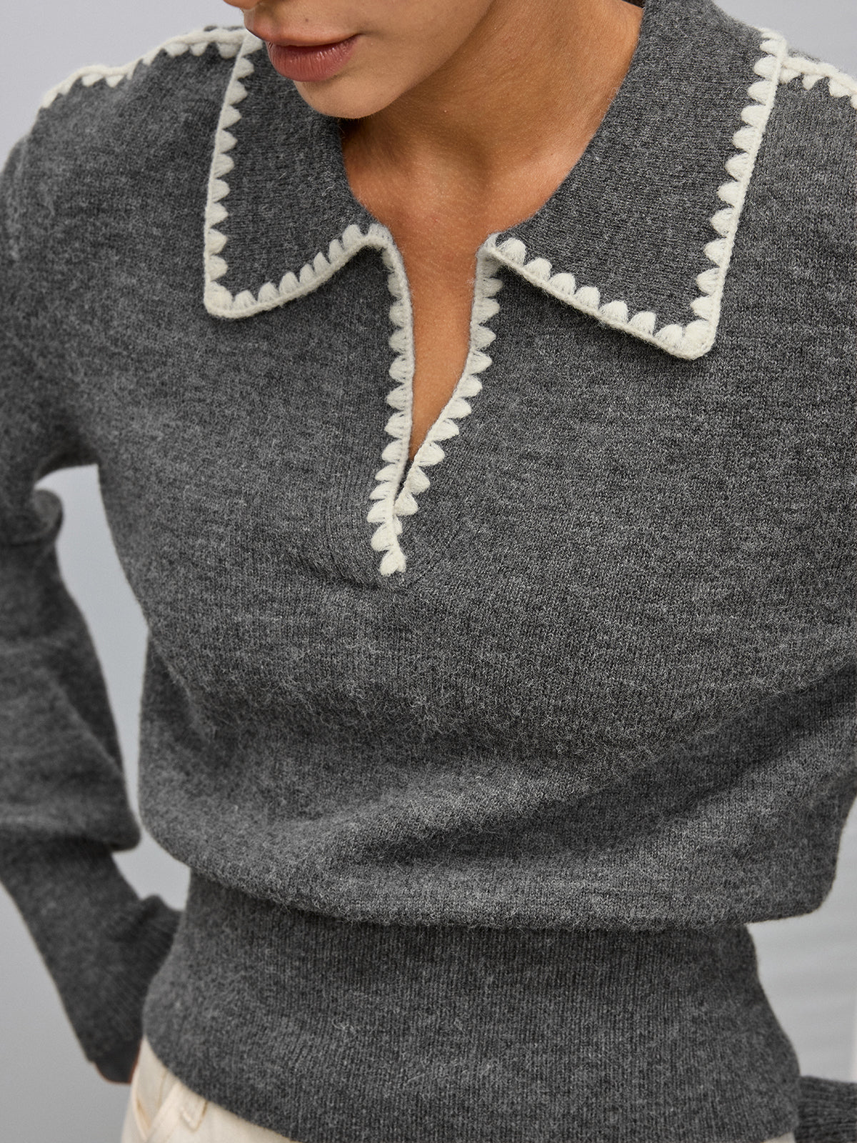 Contrast Embroidered Trim Polo Sweater for Casual Wear