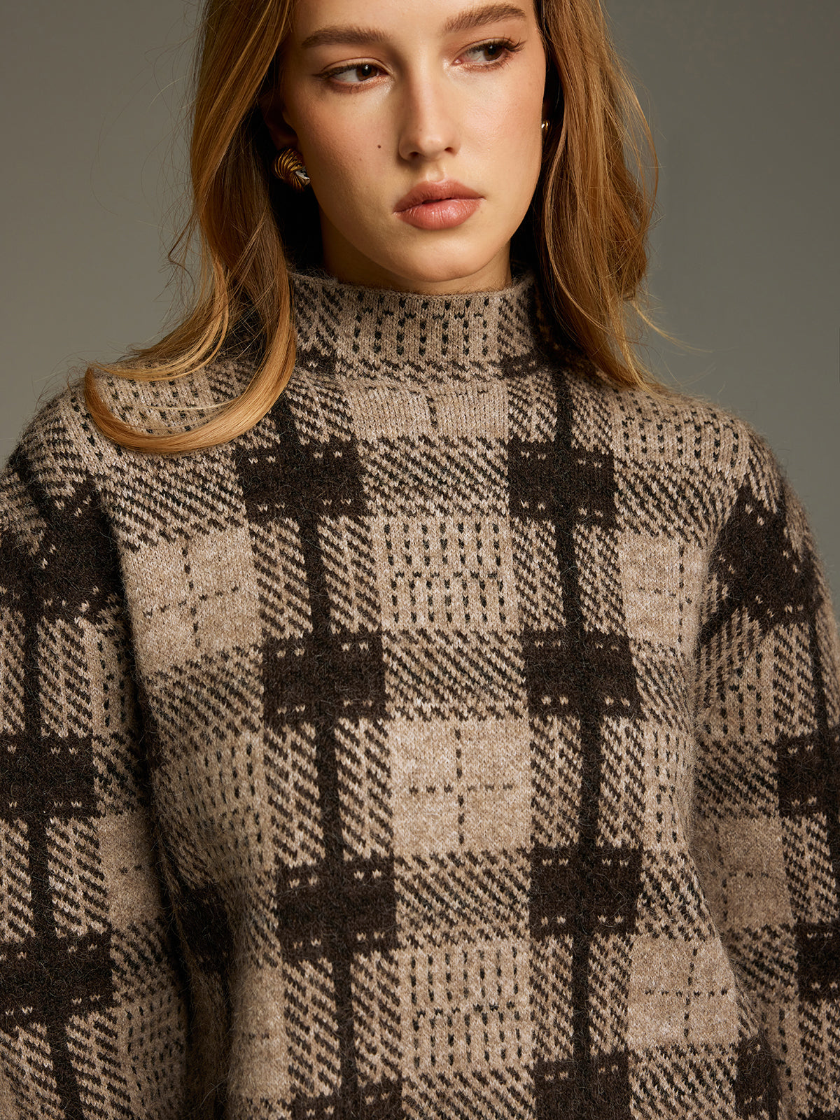 Wool-Blend Plaid Turtleneck Sweater for Winter Warmth