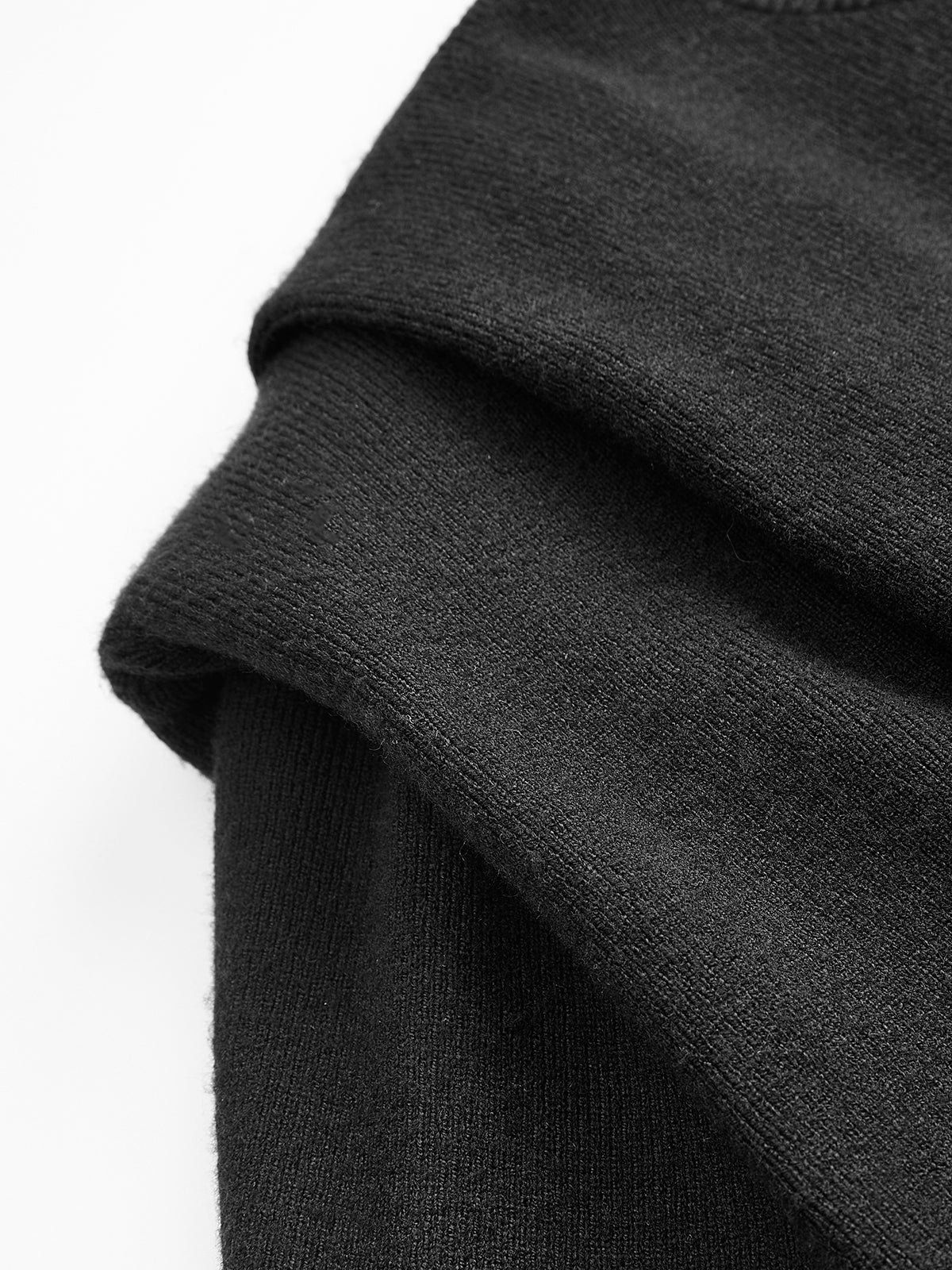 Structured-Shoulder Cinched-Waist Knit Top for Women: Sleek & Versatile Style