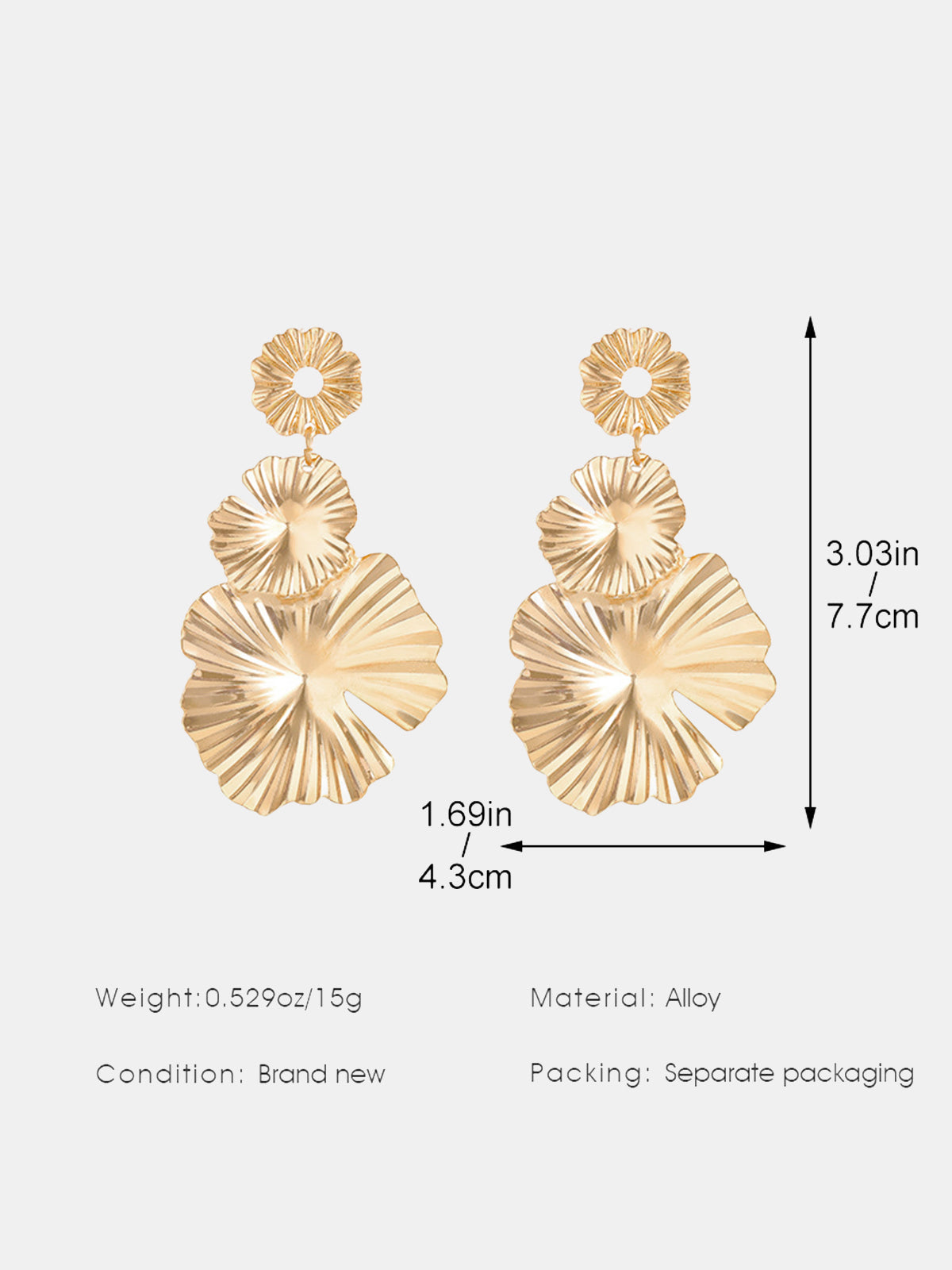 Petal-Inspired Layered Earrings: Delicate Floral Fashion Statement