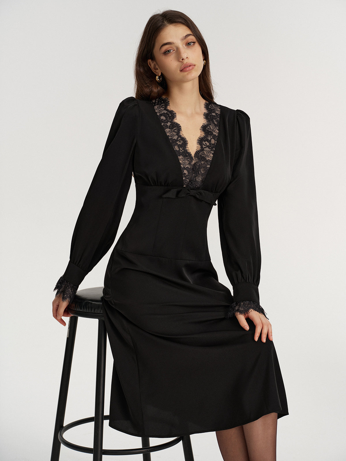 Lace V-Neck Bow Detail Satin Midi Dress for Evening Events