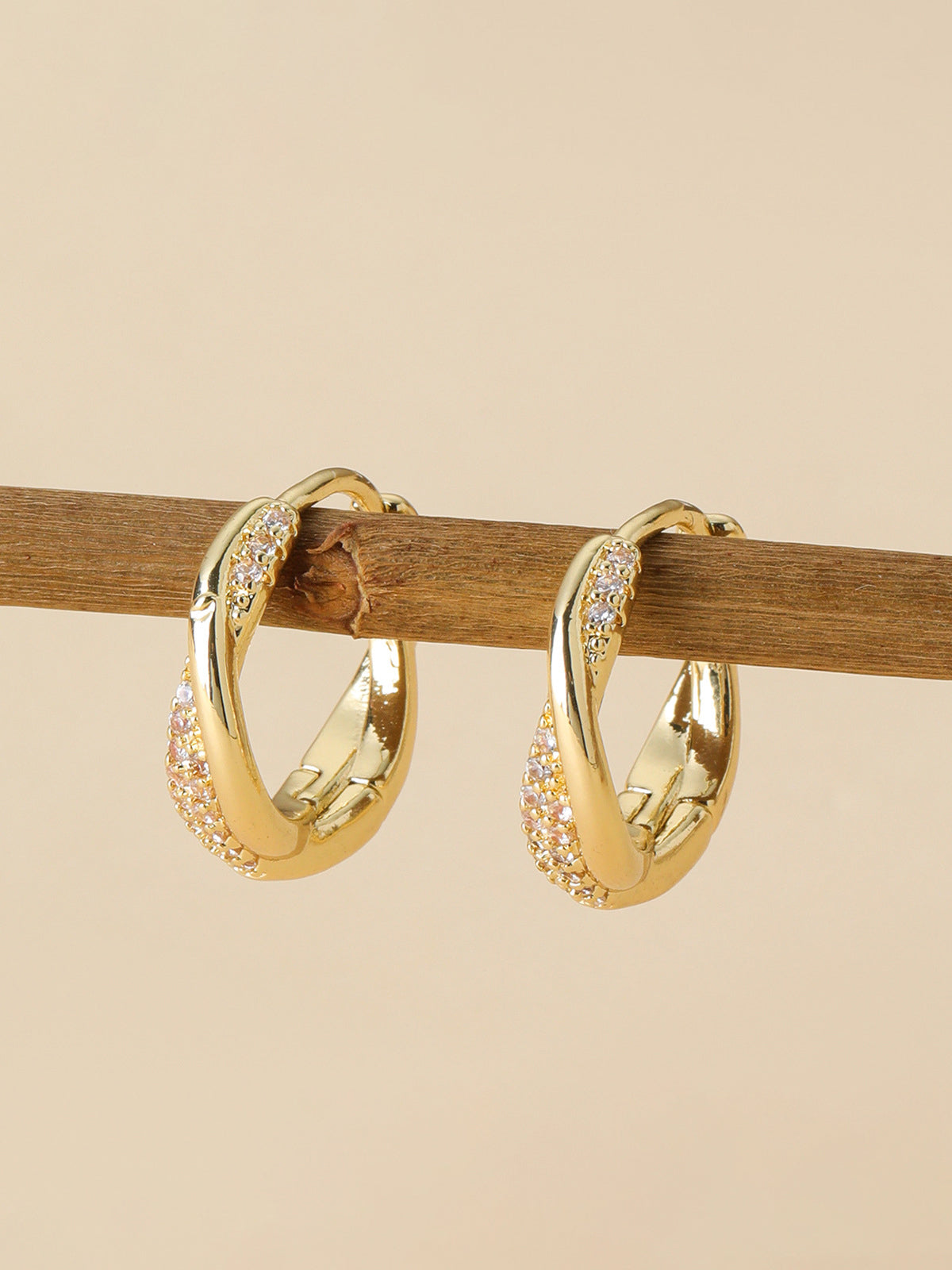 Zircon Accent Twisted Hoop Earrings, Elegant Sterling Silver Design