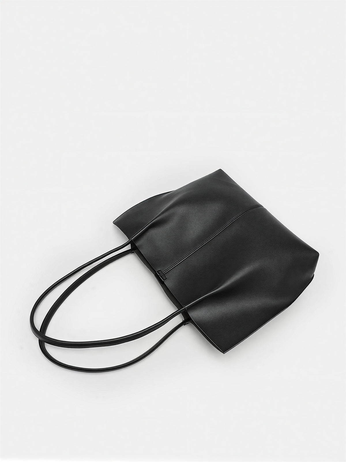 Large-Capacity Tote Bag with Durable Shoulder Straps for Everyday Use