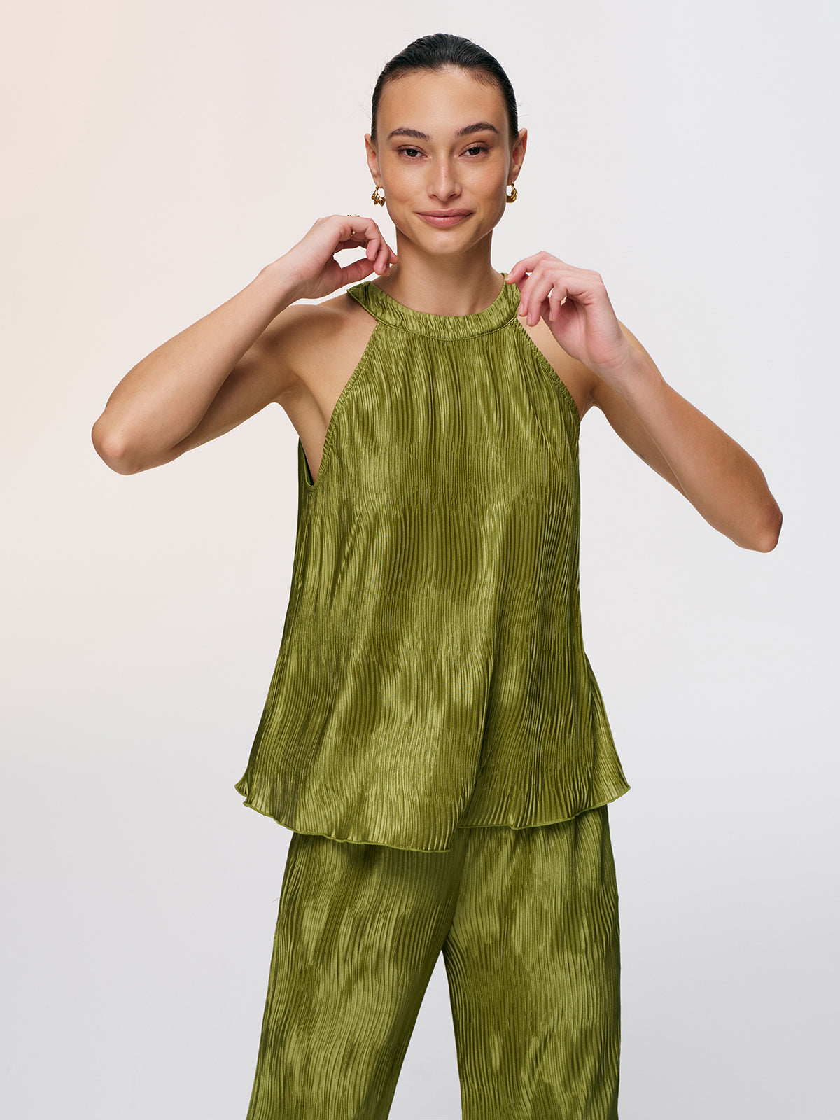Vertical Pleated Halter Top & Pants Set for Women Elegant Partywear