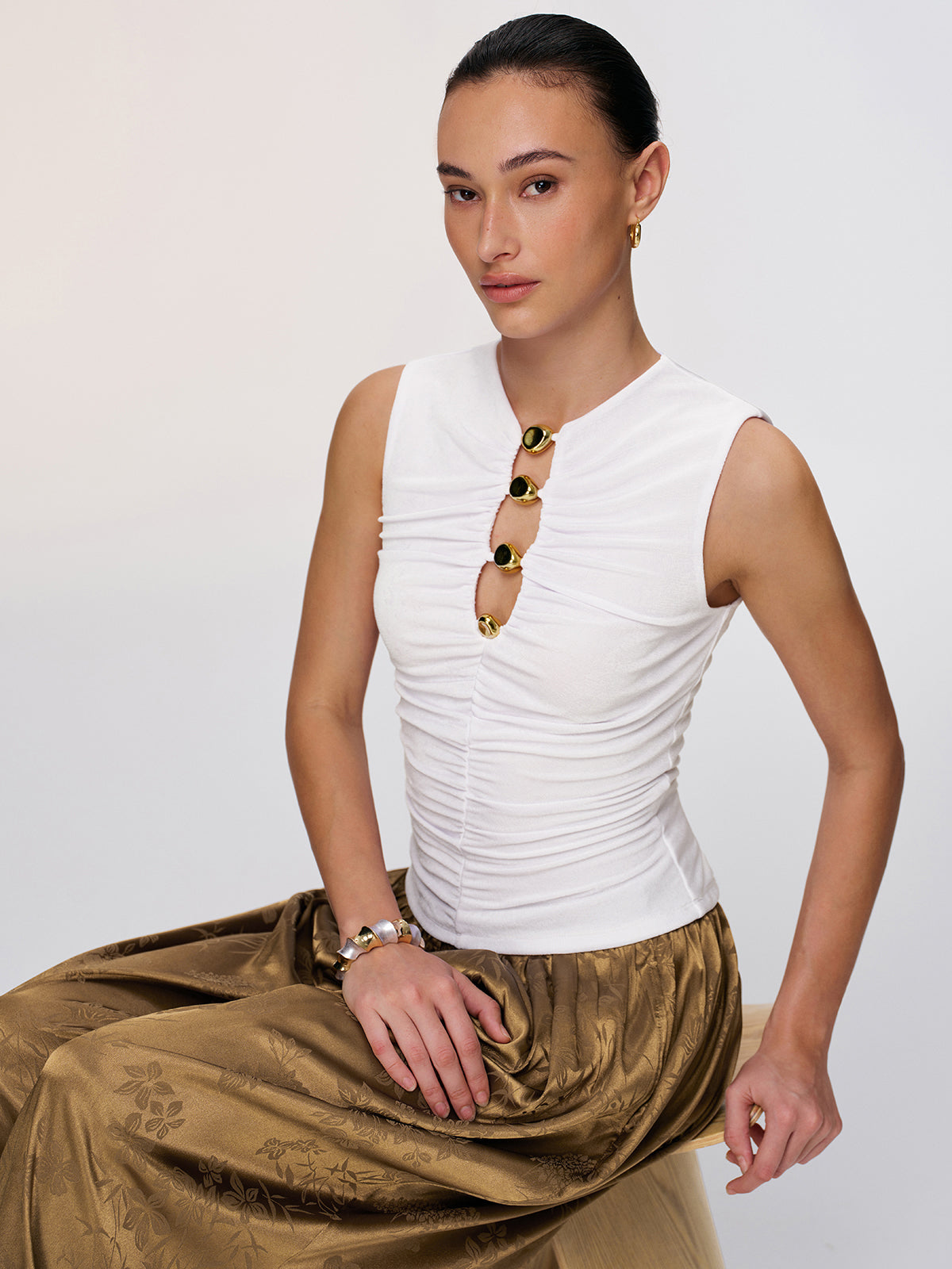 Metal Detail Cut-Out Sleeveless Ruched Top Trendy Women's Summer Fashion Blouse