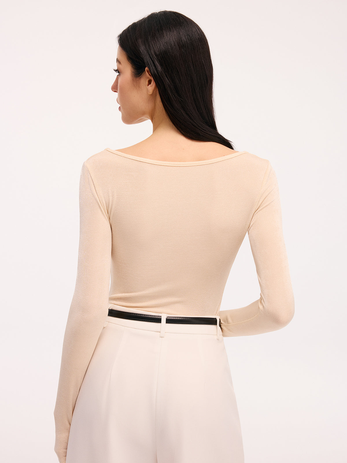 Metal Detail Cut-Out Long-Sleeve Bodysuit for Women, Sleek Fashion Essential