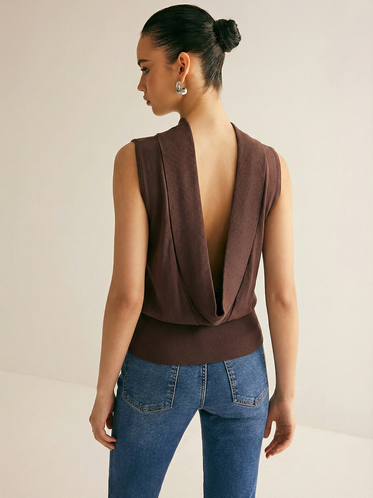 Backless Sleeveless Knit Top Summer Casual Fashion