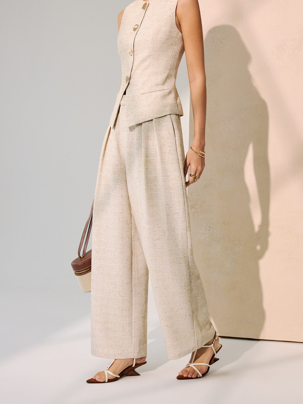 Metal Button Vest & Wide-Leg Pants Set with Tailored Fit, Fashionable Office Wear Ensemble