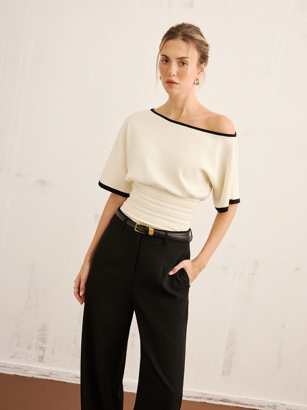 Contrast Trim Cinched Waist Knit Top for Casual Wear