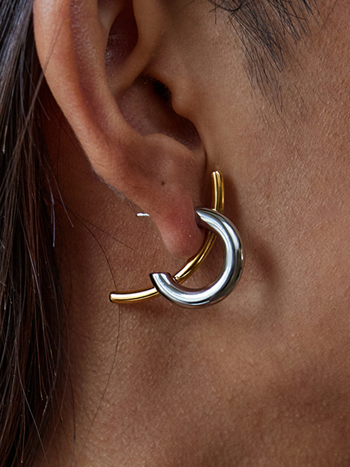 Two-Tone Intertwined Open Hoop Earrings Elegant Fashion Jewelry for Women