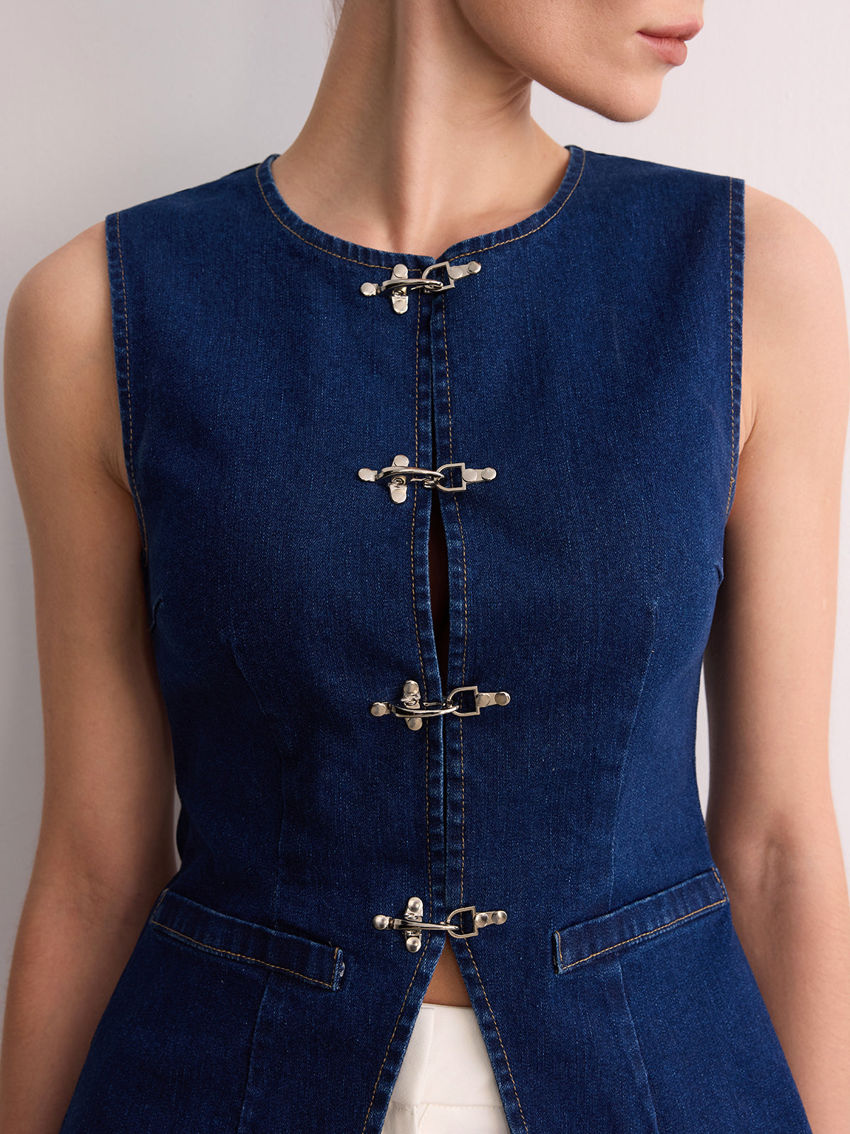 Sleeveless Denim Buckle Vest for Men Casual Outdoor