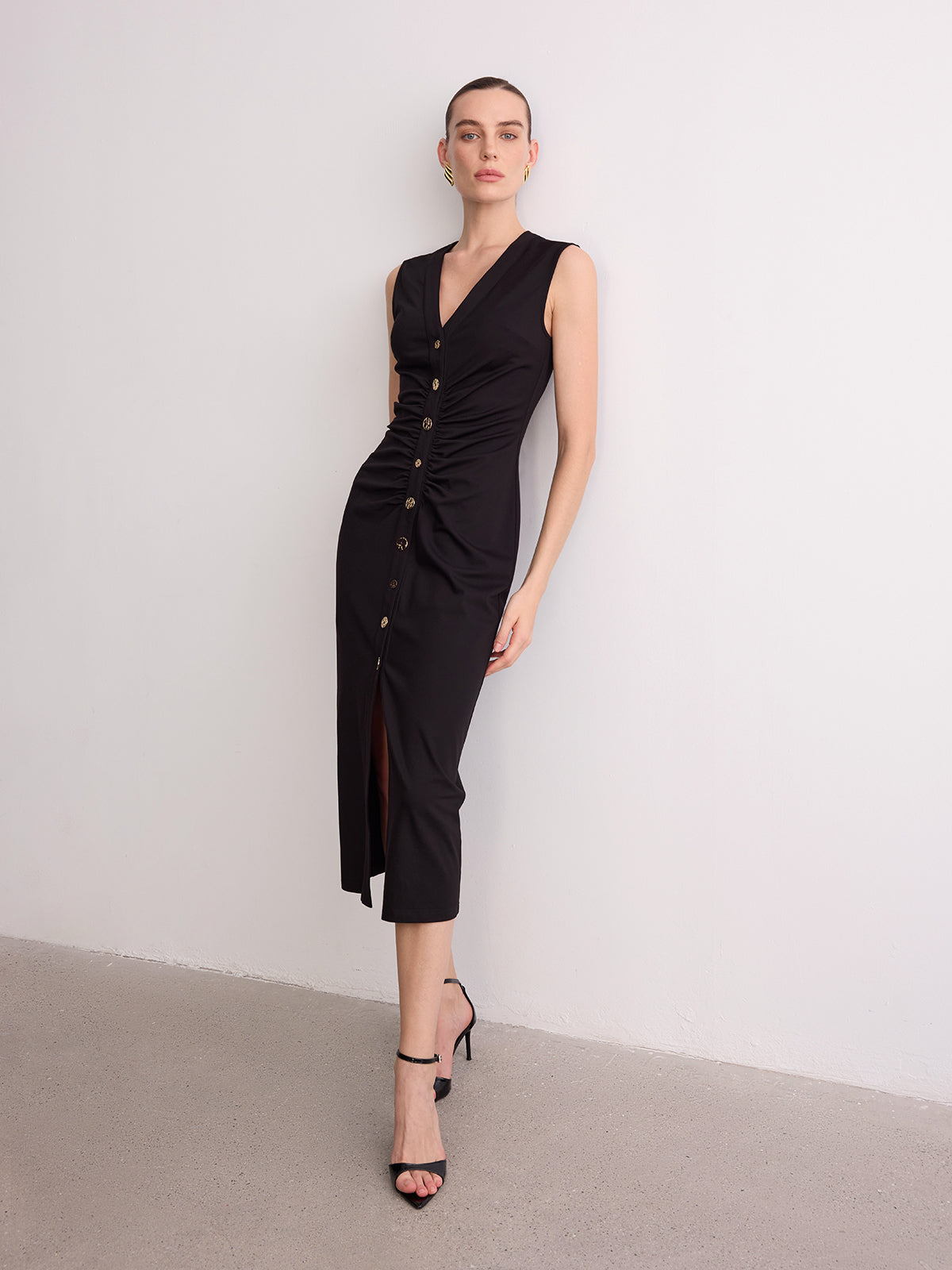 Sleeveless V-Neck Ruched Button-Front Midi Dress for Women Casual Summer Style