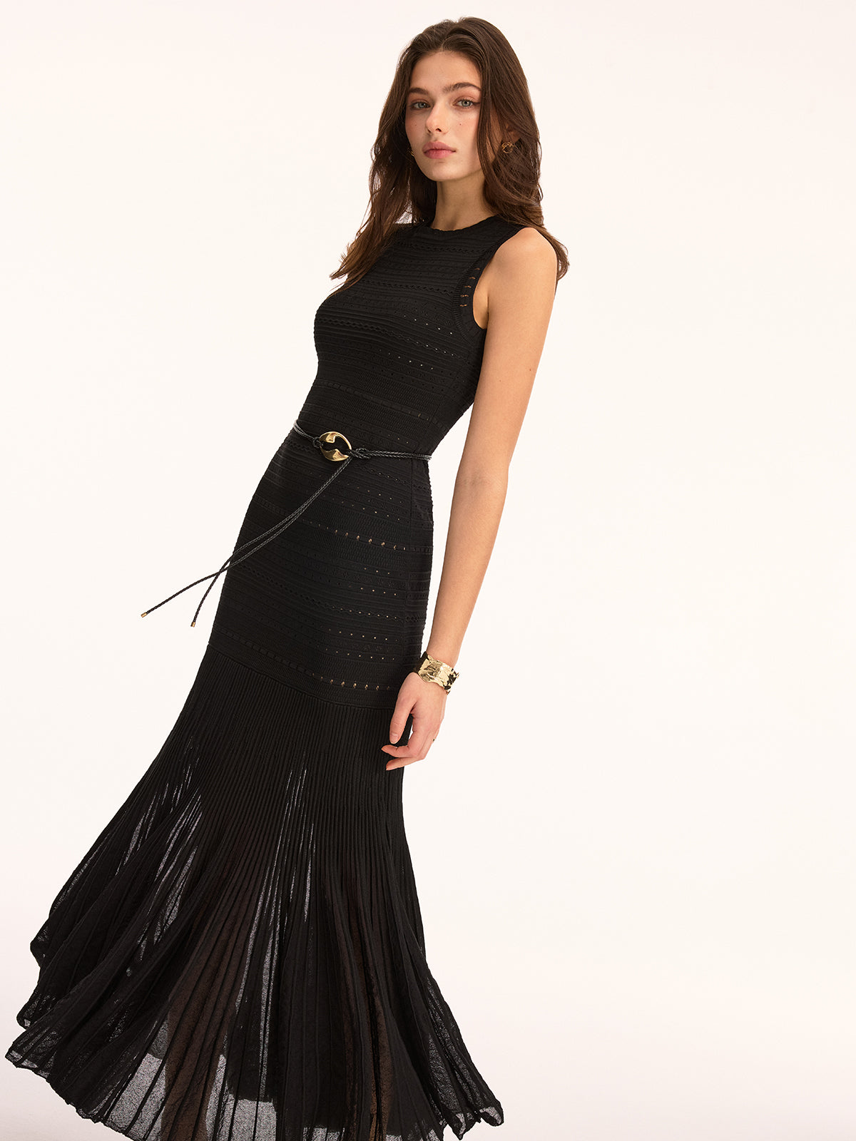 Sleeveless Crochet Knit Maxi Dress for Summer Beachwear
