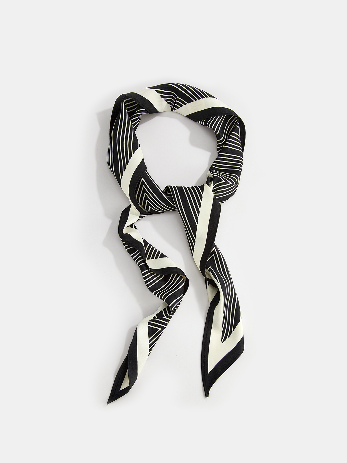 Geometric Striped Triangular Scarf Lightweight Versatile Accessories for All Seasons