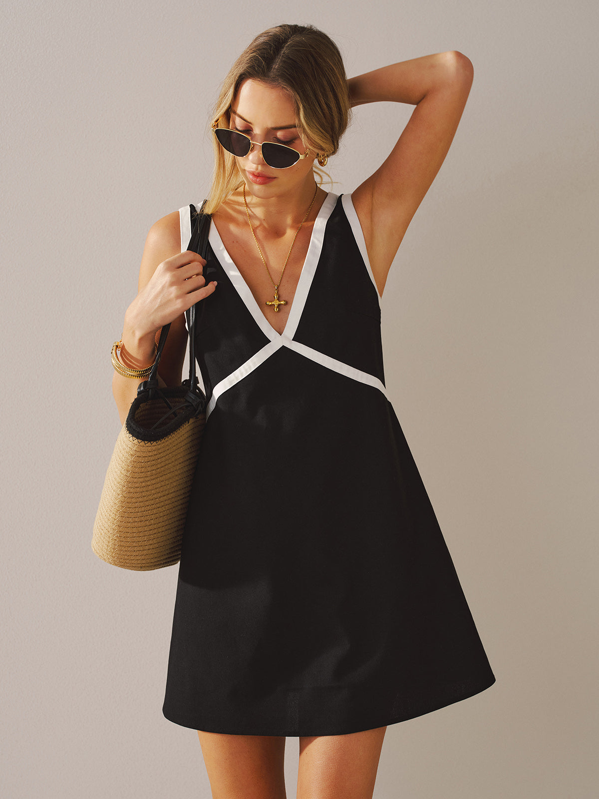Contrast Trim V-Neck Linen-Blend Mini Dress in Relaxed Fit with Side Pockets for Women