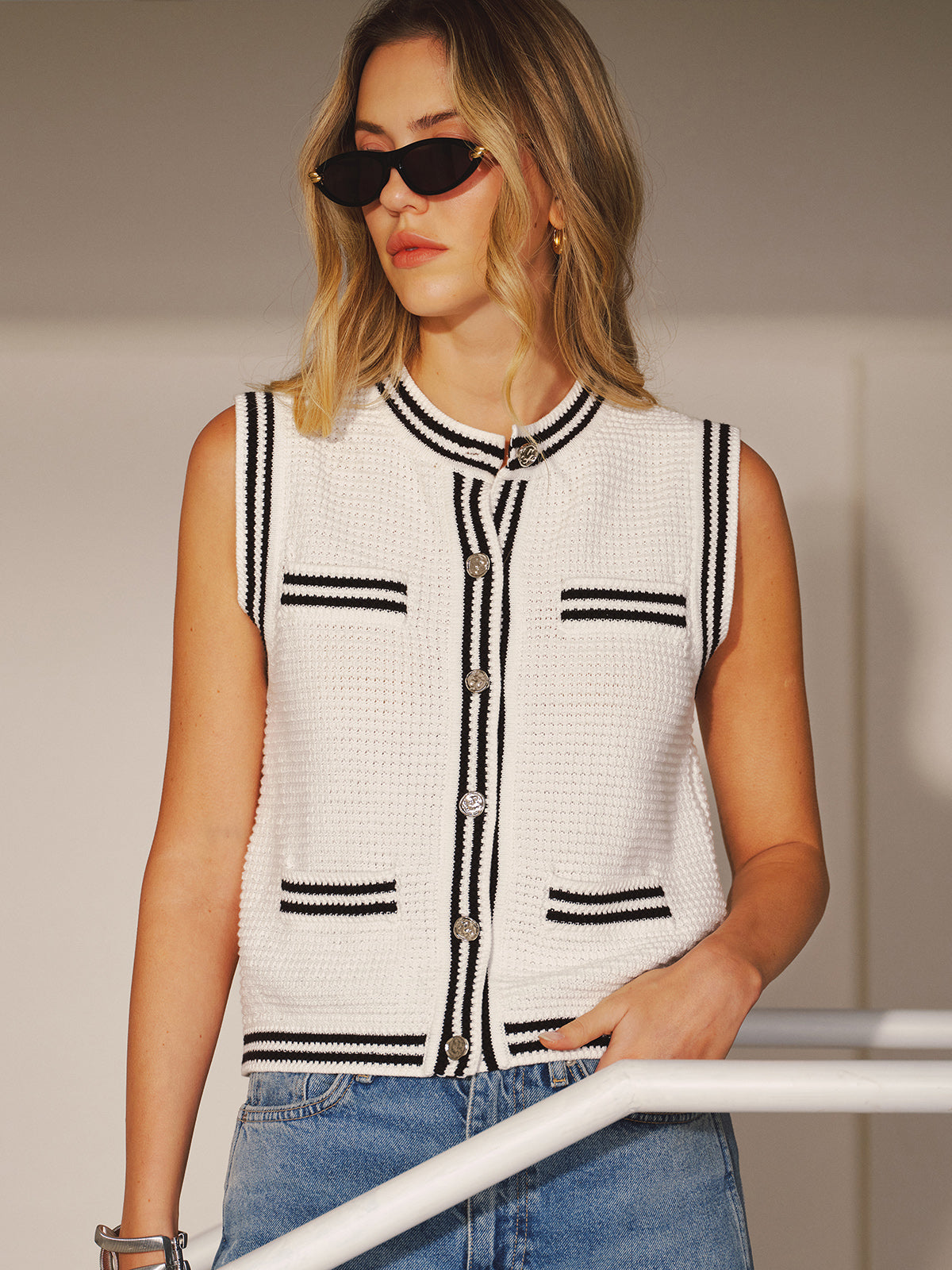 Contrast Trim Openwork Knit Vest - Trendy Layered Fashion Piece