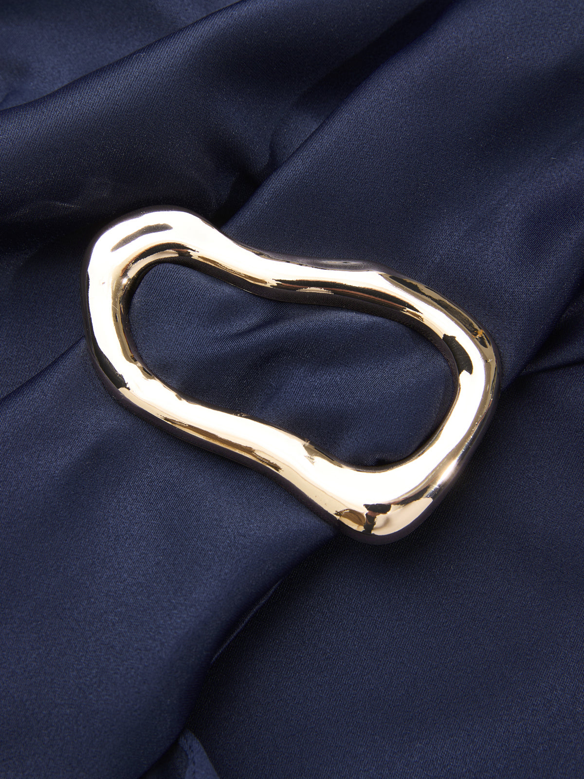 Metal Buckle Cap Sleeve Satin Top for Elegant Evening Wear