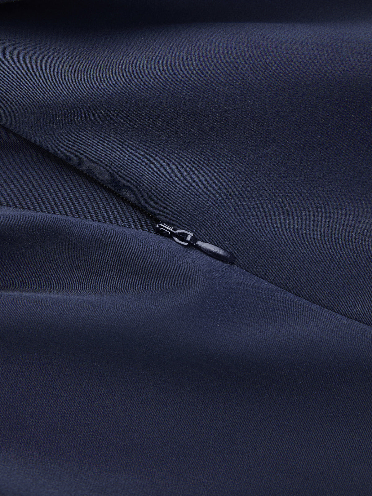 Metal Buckle Cap Sleeve Satin Top for Elegant Evening Wear