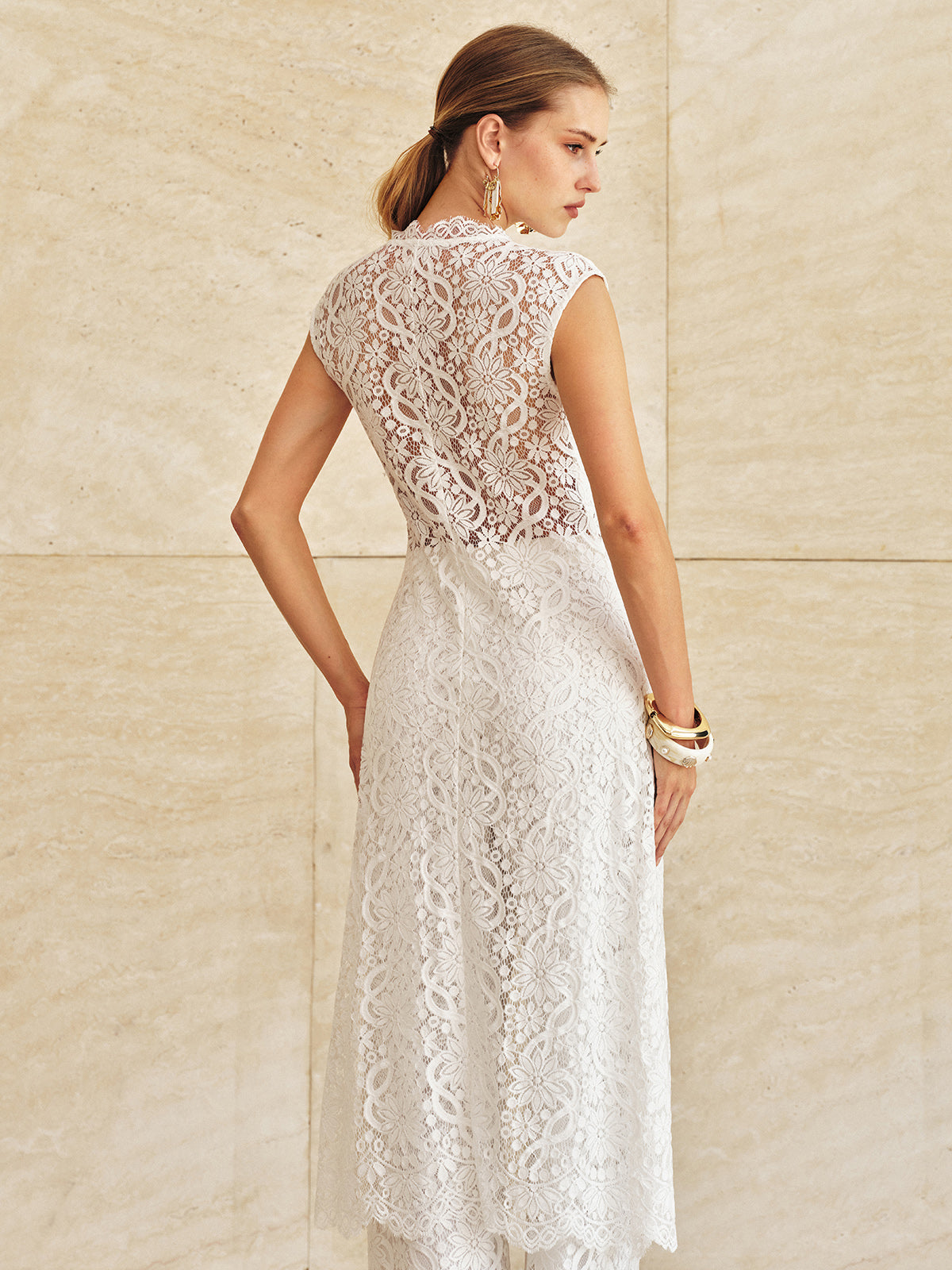 Sleeveless Lace Longline Top with Floral Detail for Women