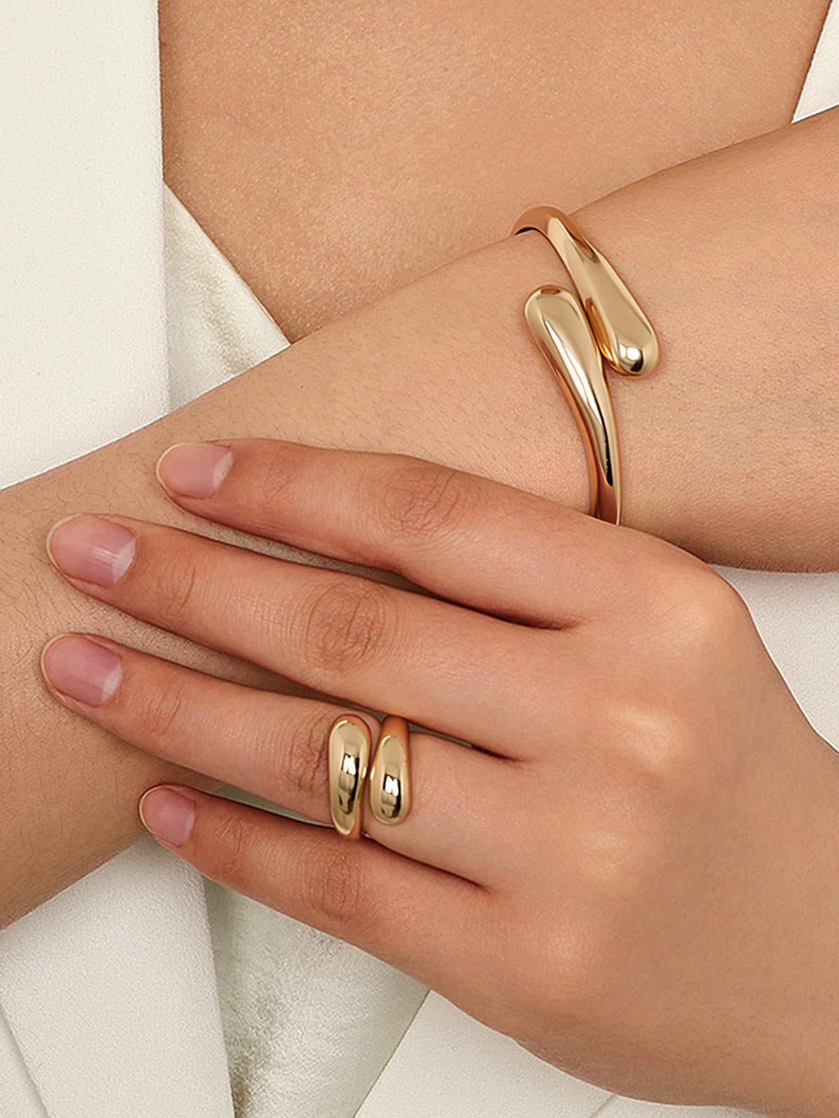 2Pcs Smooth Minimalist Open Bangle & Ring Set, Stylish Modern Jewelry Accessories