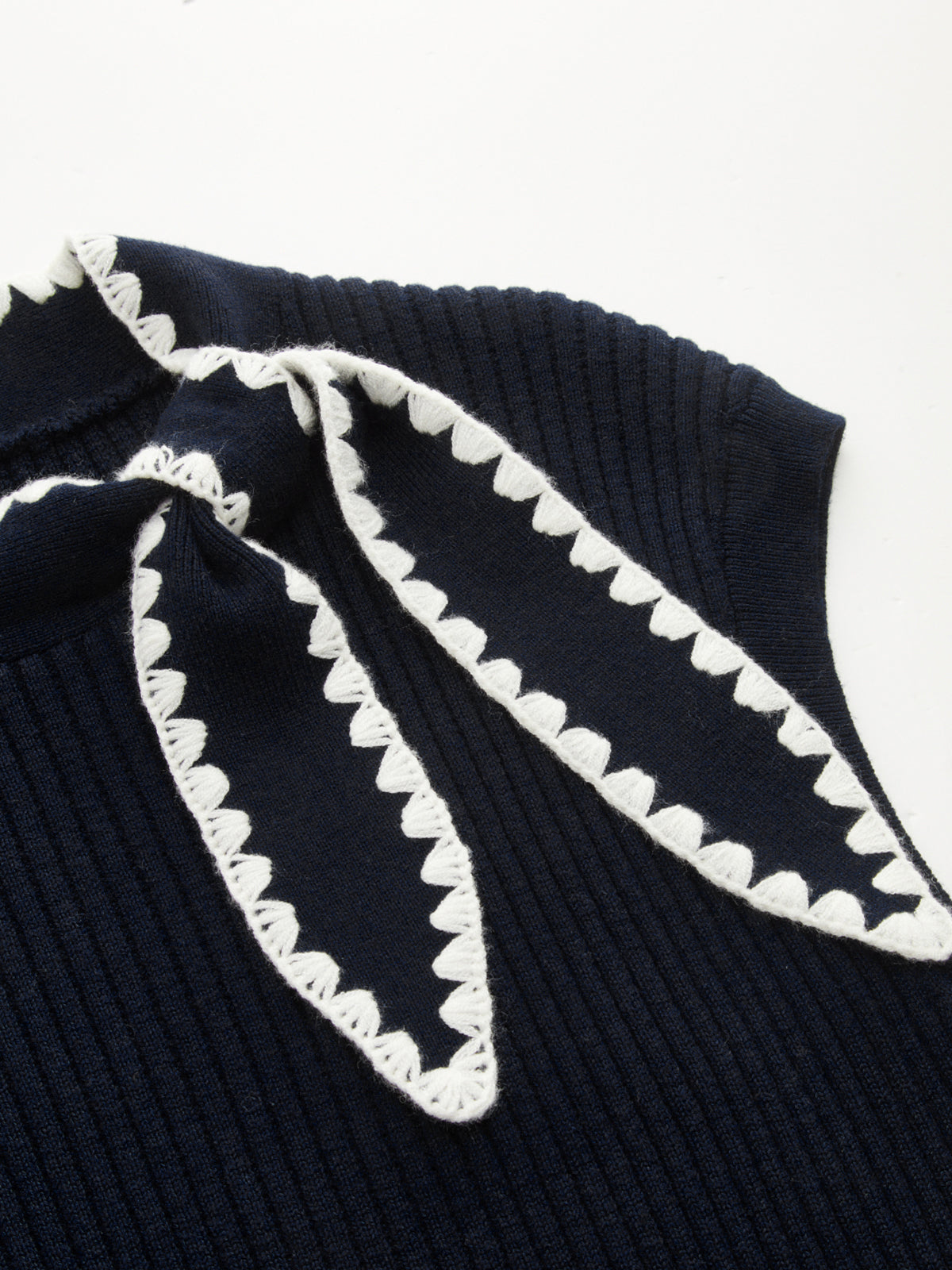 Scallop Trim Tie Neck Sleeveless Knit Top for Women Summer Essentials